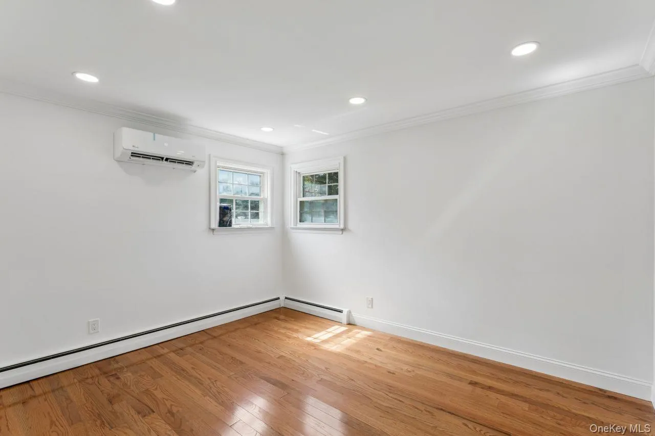 98 Rose Place, Brookhaven, NY, 3 Bedrooms Bedrooms, 6 Rooms Rooms,1 BathroomBathrooms,Residential Lease,For Rent,Rose,0,1045578 98 Rose Place, Brookhaven, NY, 3 Bedrooms Bedrooms, 6 Rooms Rooms,1 BathroomBathrooms,Residential Lease,For Rent,Rose,0,1045578