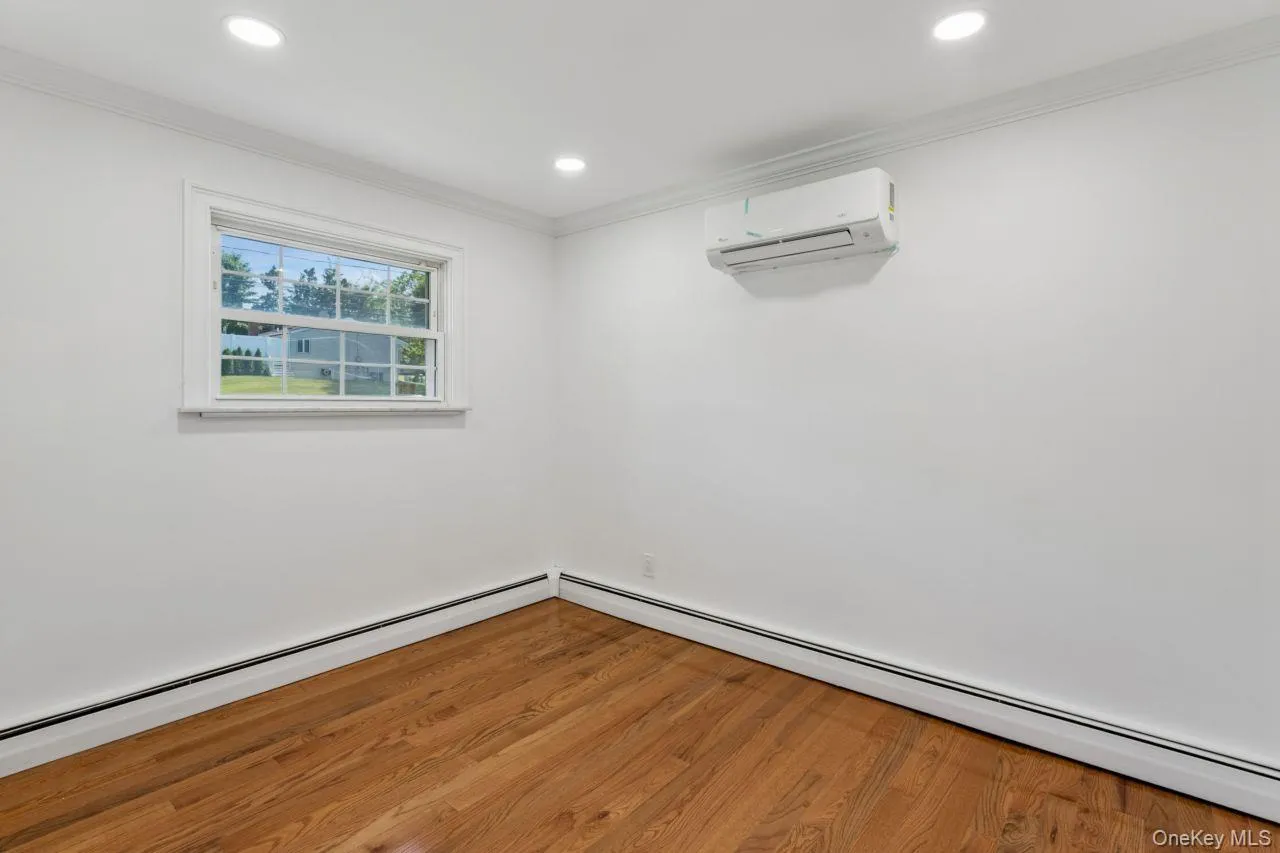 98 Rose Place, Brookhaven, NY, 3 Bedrooms Bedrooms, 6 Rooms Rooms,1 BathroomBathrooms,Residential Lease,For Rent,Rose,0,1045578 98 Rose Place, Brookhaven, NY, 3 Bedrooms Bedrooms, 6 Rooms Rooms,1 BathroomBathrooms,Residential Lease,For Rent,Rose,0,1045578