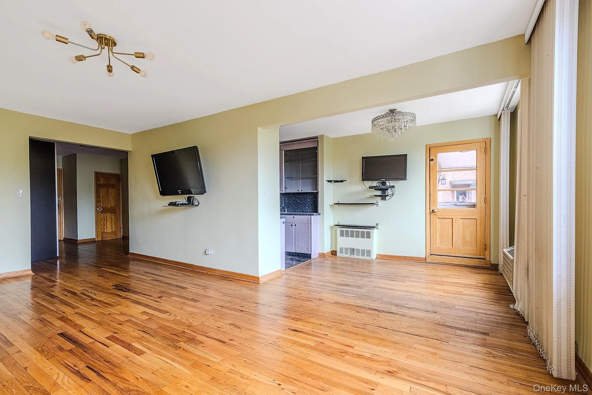 2727 Ocean Parkway, New York, NY, 2 Bedrooms Bedrooms, 5 Rooms Rooms,2 BathroomsBathrooms,Residential,For Rent,Ocean,0,1045581 2727 Ocean Parkway, New York, NY, 2 Bedrooms Bedrooms, 5 Rooms Rooms,2 BathroomsBathrooms,Residential,For Rent,Ocean,0,1045581