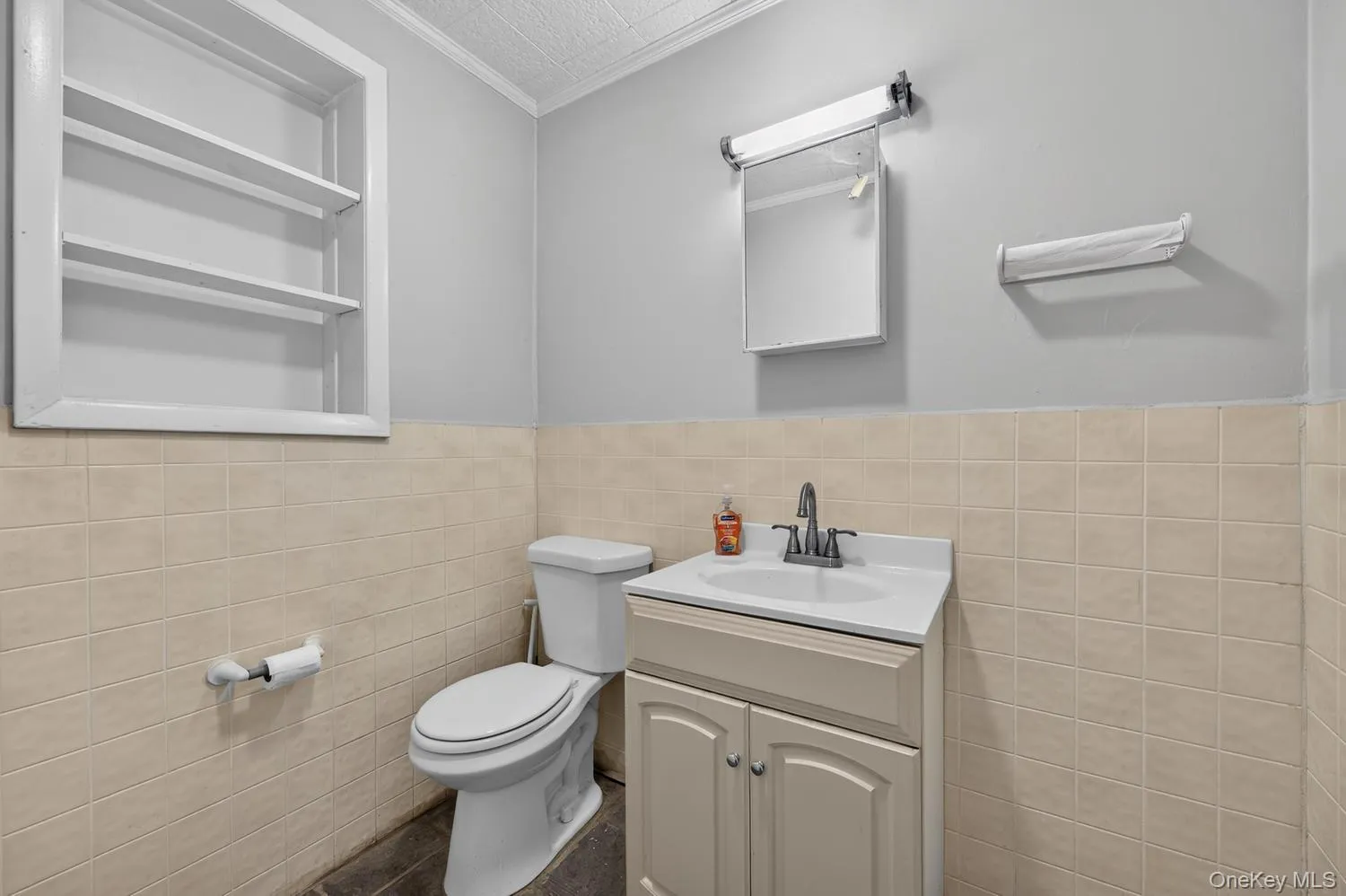 Second Bathroom Second Bathroom