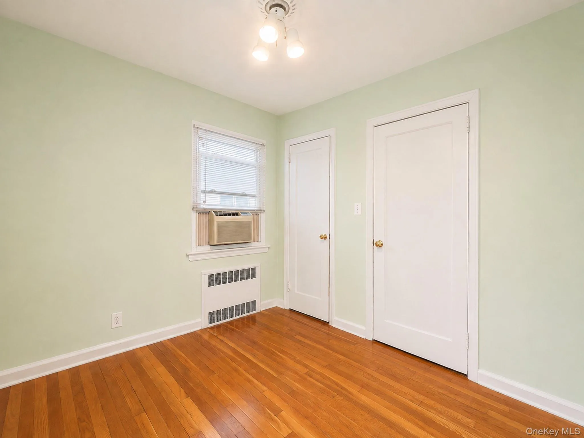75-19 171st Street, New York, NY, 4 Bedrooms Bedrooms, 7 Rooms Rooms,2 BathroomsBathrooms,Residential,For Rent,171st,0,1045591 75-19 171st Street, New York, NY, 4 Bedrooms Bedrooms, 7 Rooms Rooms,2 BathroomsBathrooms,Residential,For Rent,171st,0,1045591