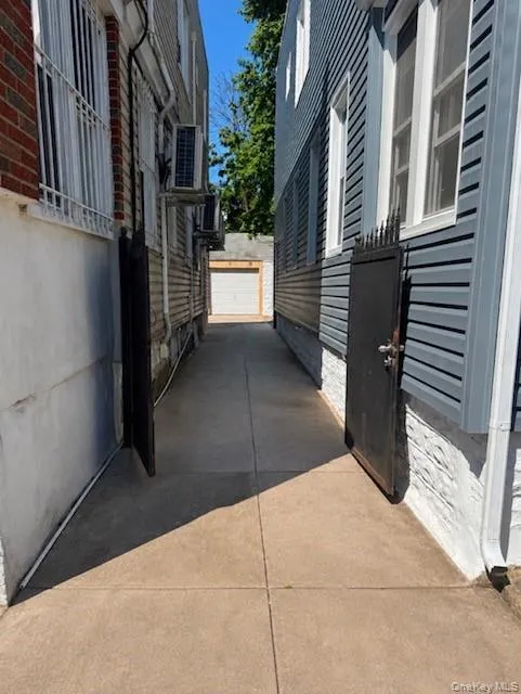 214 38th Street, New York, NY, 3 Bedrooms Bedrooms, 7 Rooms Rooms,2 BathroomsBathrooms,Residential,For Rent,38th,0,1045594 214 38th Street, New York, NY, 3 Bedrooms Bedrooms, 7 Rooms Rooms,2 BathroomsBathrooms,Residential,For Rent,38th,0,1045594