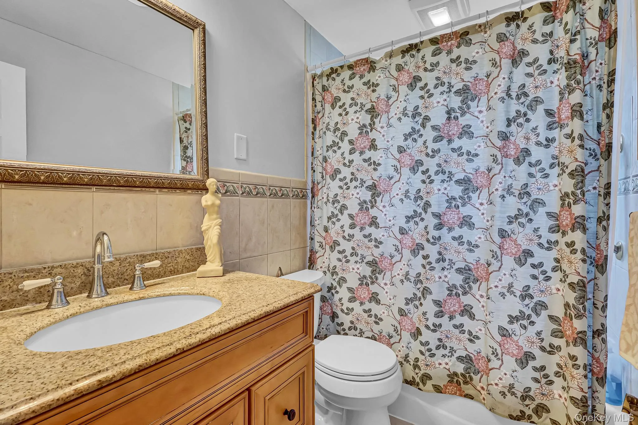 948 Simon Place, Hempstead, NY, 5 Bedrooms Bedrooms, 7 Rooms Rooms,2 BathroomsBathrooms,Residential,For Rent,Simon,0,1045598 948 Simon Place, Hempstead, NY, 5 Bedrooms Bedrooms, 7 Rooms Rooms,2 BathroomsBathrooms,Residential,For Rent,Simon,0,1045598