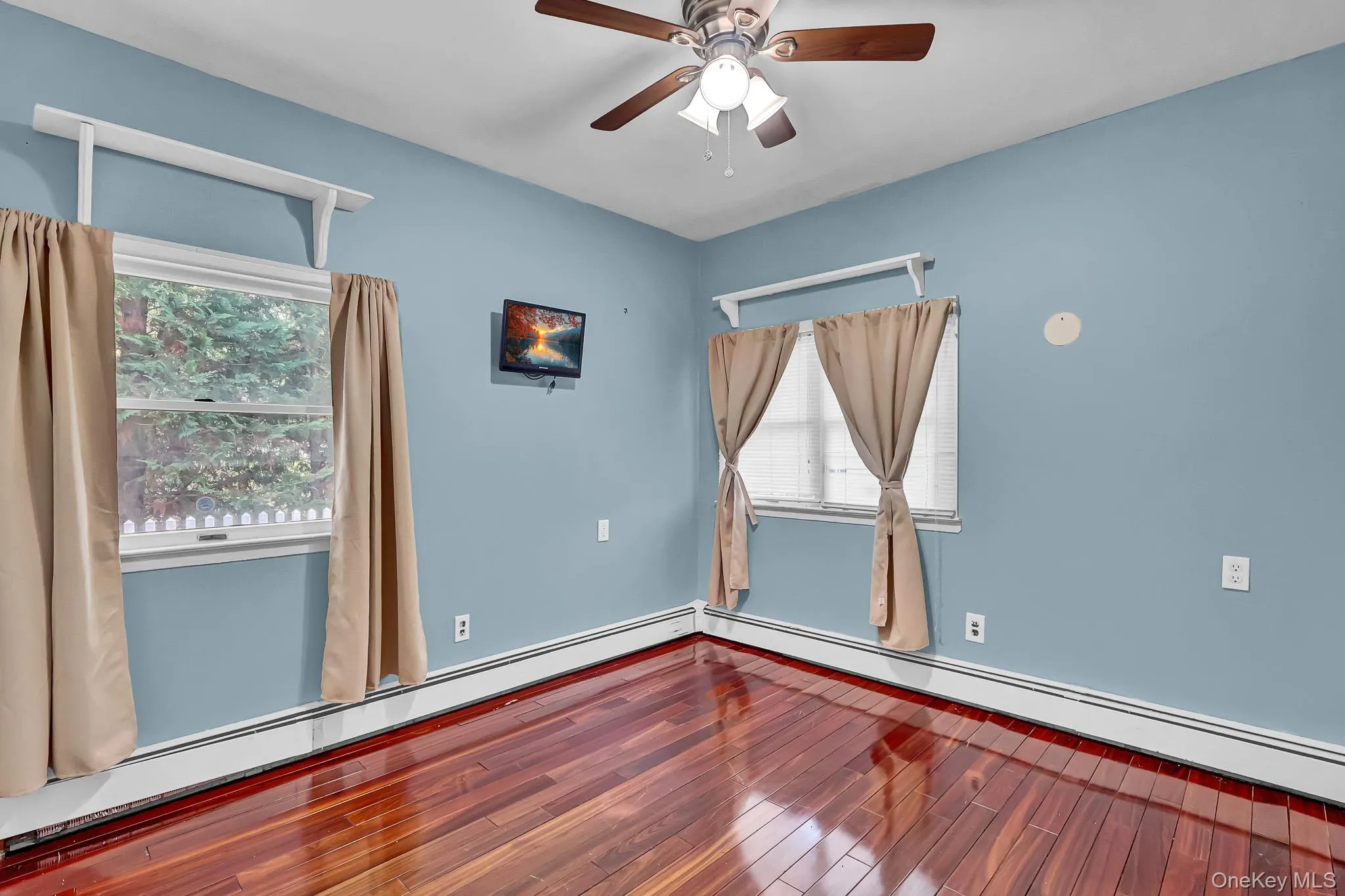 948 Simon Place, Hempstead, NY, 5 Bedrooms Bedrooms, 7 Rooms Rooms,2 BathroomsBathrooms,Residential,For Rent,Simon,0,1045598 948 Simon Place, Hempstead, NY, 5 Bedrooms Bedrooms, 7 Rooms Rooms,2 BathroomsBathrooms,Residential,For Rent,Simon,0,1045598