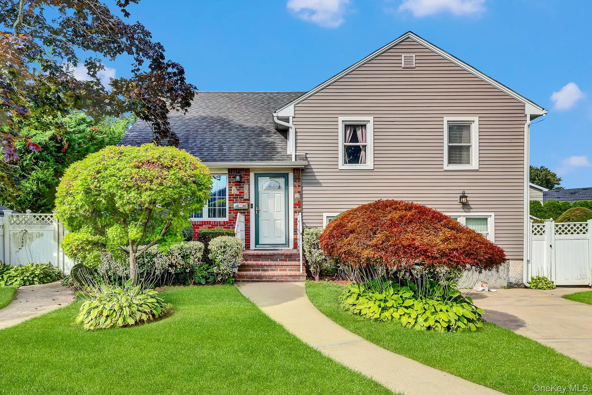948 Simon Place, Hempstead, NY, 5 Bedrooms Bedrooms, 7 Rooms Rooms,2 BathroomsBathrooms,Residential,For Rent,Simon,0,1045598 948 Simon Place, Hempstead, NY, 5 Bedrooms Bedrooms, 7 Rooms Rooms,2 BathroomsBathrooms,Residential,For Rent,Simon,0,1045598