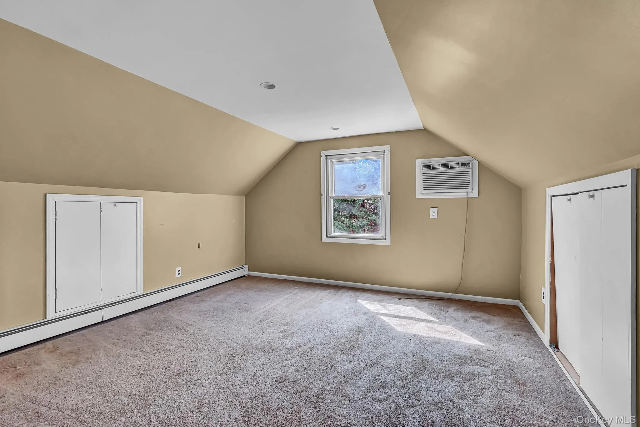 948 Simon Place, Hempstead, NY, 5 Bedrooms Bedrooms, 7 Rooms Rooms,2 BathroomsBathrooms,Residential,For Rent,Simon,0,1045598 948 Simon Place, Hempstead, NY, 5 Bedrooms Bedrooms, 7 Rooms Rooms,2 BathroomsBathrooms,Residential,For Rent,Simon,0,1045598