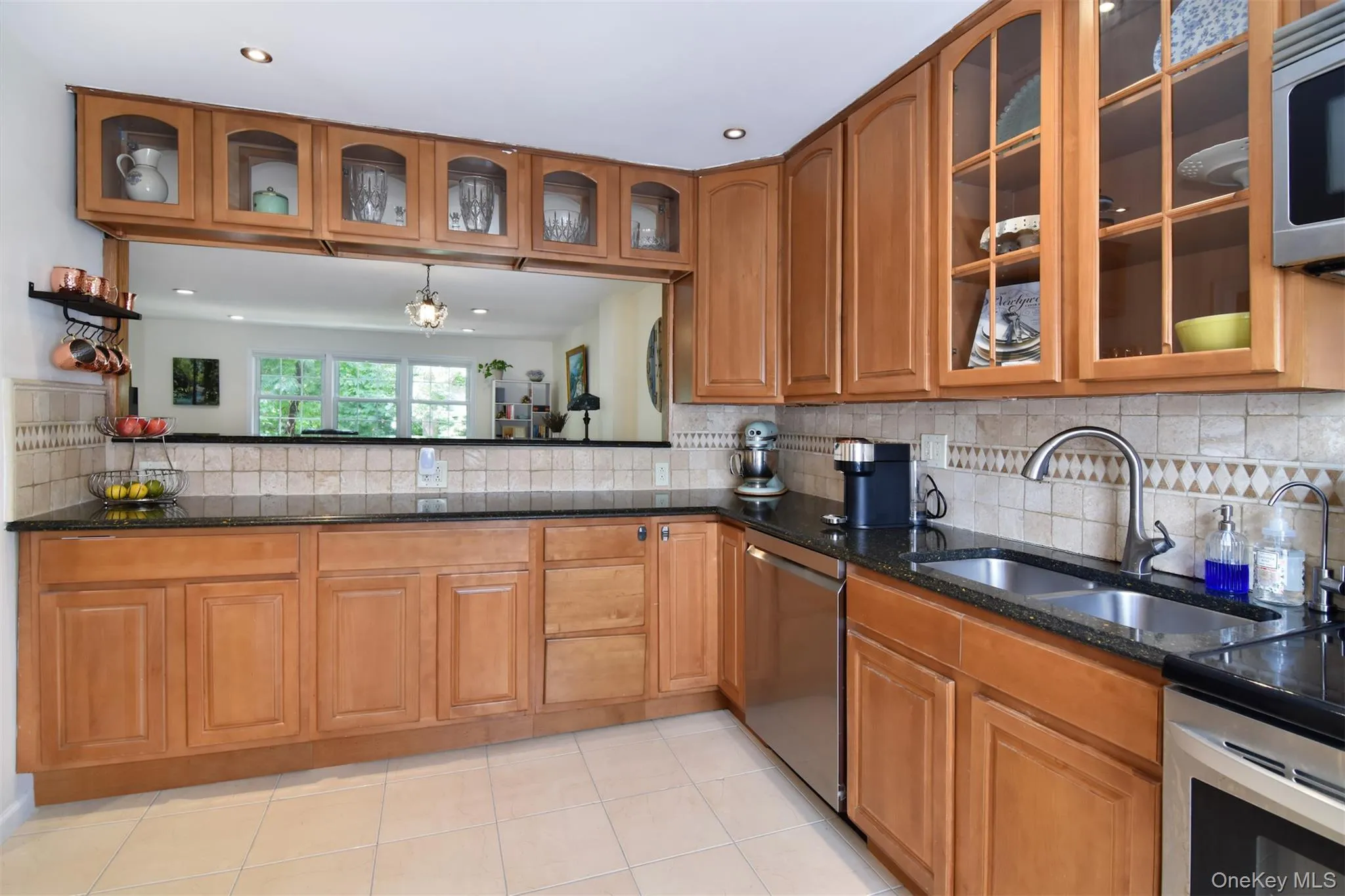 124 Texas Avenue, Yonkers, NY, 3 Bedrooms Bedrooms, 6 Rooms Rooms,1 BathroomBathrooms,Residential,For Rent,Texas,0,1045604 124 Texas Avenue, Yonkers, NY, 3 Bedrooms Bedrooms, 6 Rooms Rooms,1 BathroomBathrooms,Residential,For Rent,Texas,0,1045604