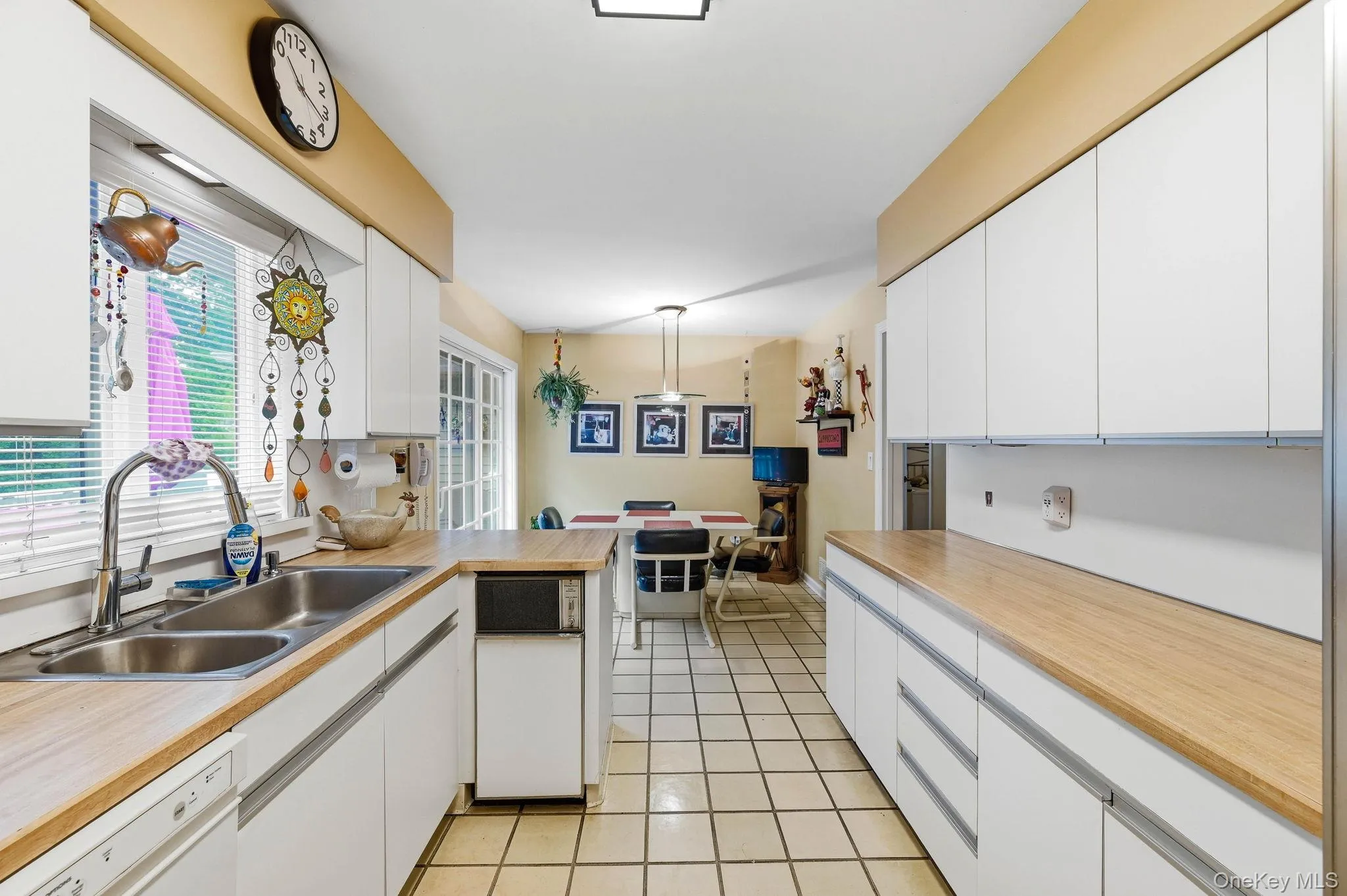 36 Havermill Road, Clarkstown, NY, 3 Bedrooms Bedrooms, 7 Rooms Rooms,2 BathroomsBathrooms,Residential,For Rent,Havermill,0,1045606 36 Havermill Road, Clarkstown, NY, 3 Bedrooms Bedrooms, 7 Rooms Rooms,2 BathroomsBathrooms,Residential,For Rent,Havermill,0,1045606