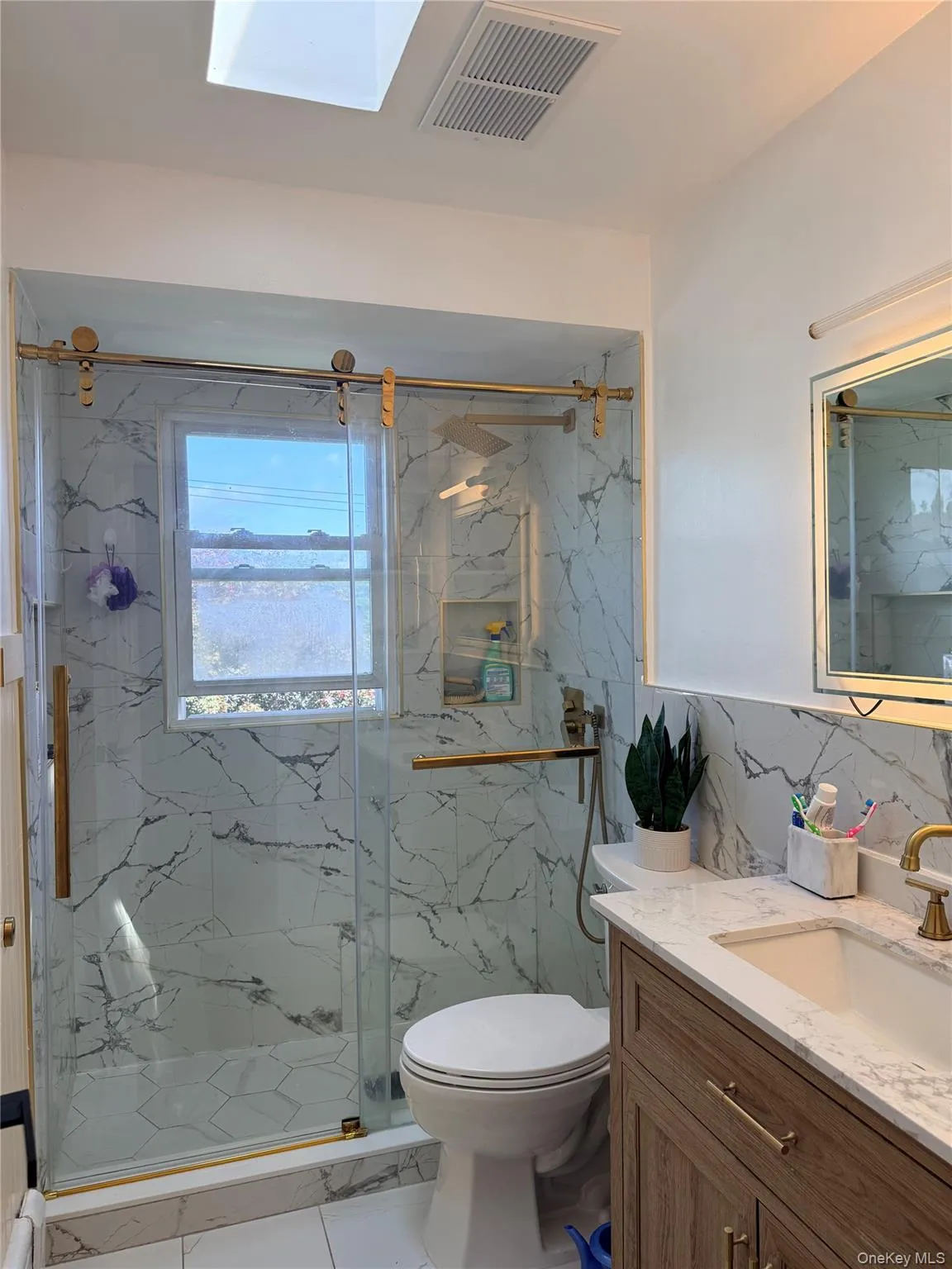 9 Valley View Drive, Yonkers, NY, 4 Bedrooms Bedrooms, 8 Rooms Rooms,3 BathroomsBathrooms,Residential,For Rent,Valley View,0,1045608 9 Valley View Drive, Yonkers, NY, 4 Bedrooms Bedrooms, 8 Rooms Rooms,3 BathroomsBathrooms,Residential,For Rent,Valley View,0,1045608