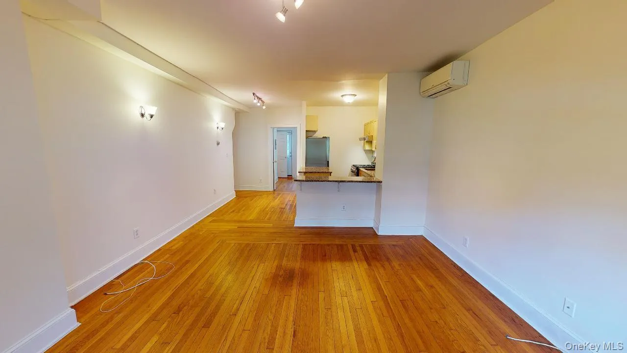 382 Burns Street, New York, NY, 3 Bedrooms Bedrooms, 5 Rooms Rooms,2 BathroomsBathrooms,Residential Lease,For Rent,Burns,0,1045613 382 Burns Street, New York, NY, 3 Bedrooms Bedrooms, 5 Rooms Rooms,2 BathroomsBathrooms,Residential Lease,For Rent,Burns,0,1045613