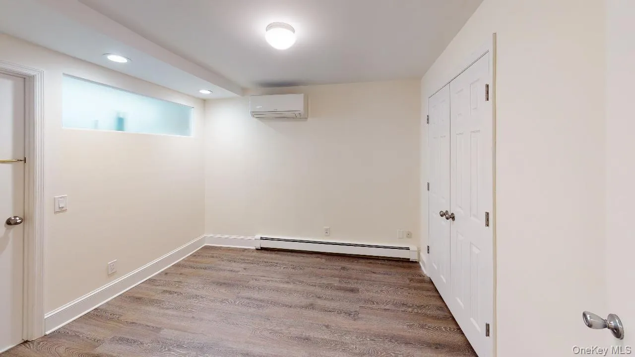 382 Burns Street, New York, NY, 3 Bedrooms Bedrooms, 5 Rooms Rooms,2 BathroomsBathrooms,Residential Lease,For Rent,Burns,0,1045613 382 Burns Street, New York, NY, 3 Bedrooms Bedrooms, 5 Rooms Rooms,2 BathroomsBathrooms,Residential Lease,For Rent,Burns,0,1045613