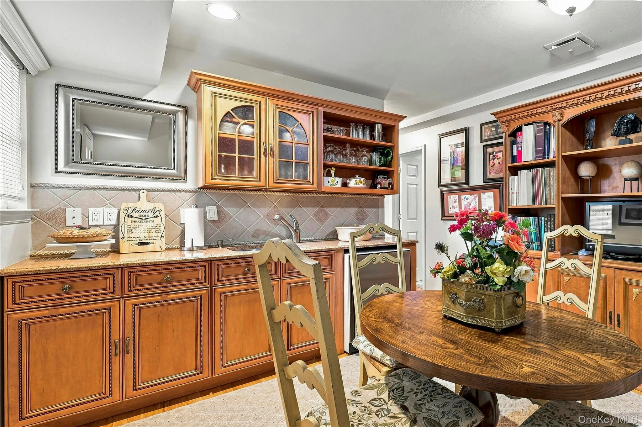 991 Newbridge Road, Hempstead, NY, 4 Bedrooms Bedrooms, 10 Rooms Rooms,2 BathroomsBathrooms,Residential,For Rent,Newbridge,0,1045615 991 Newbridge Road, Hempstead, NY, 4 Bedrooms Bedrooms, 10 Rooms Rooms,2 BathroomsBathrooms,Residential,For Rent,Newbridge,0,1045615