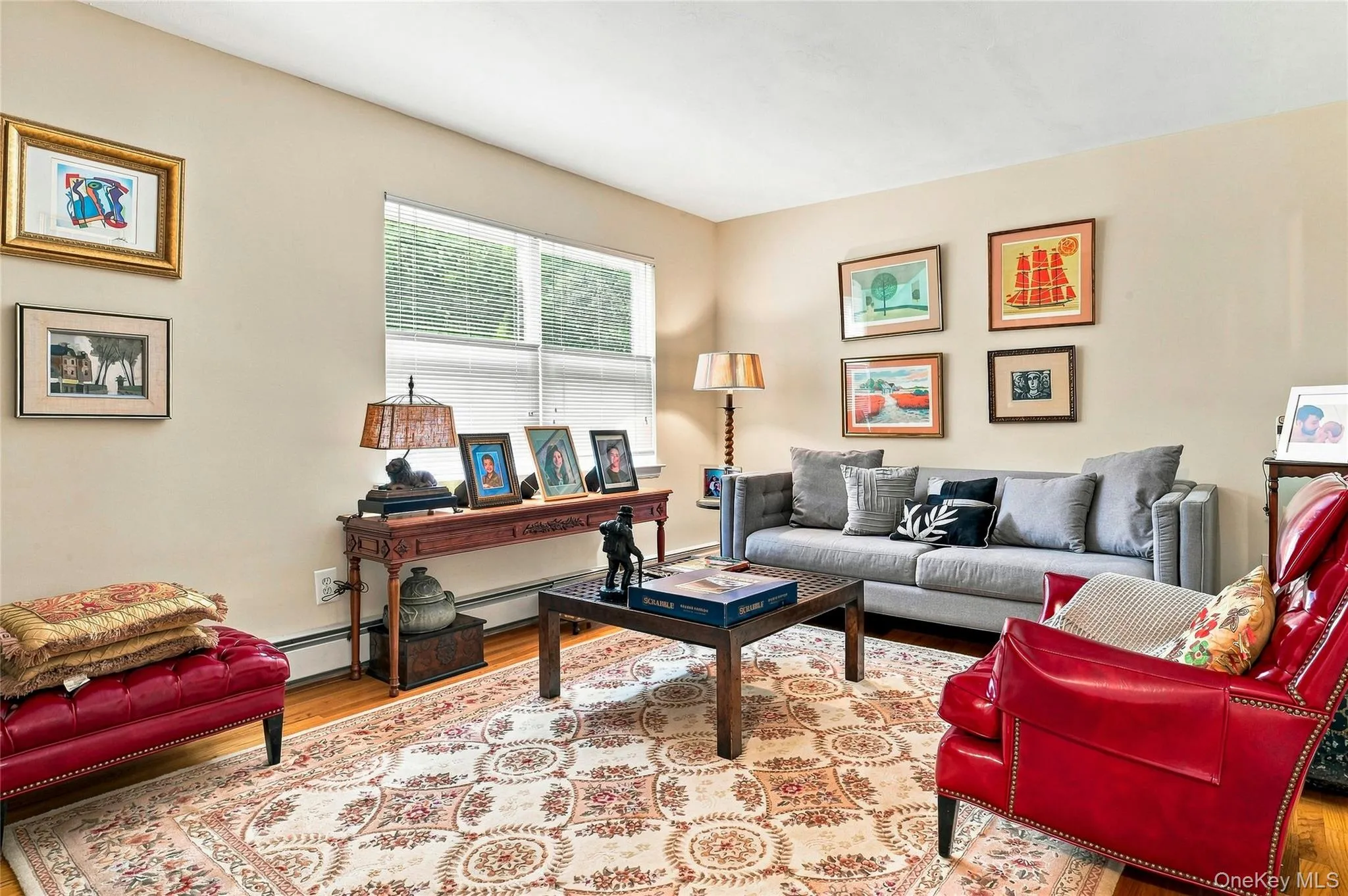 Or First Floor Bedroom Or First Floor Bedroom