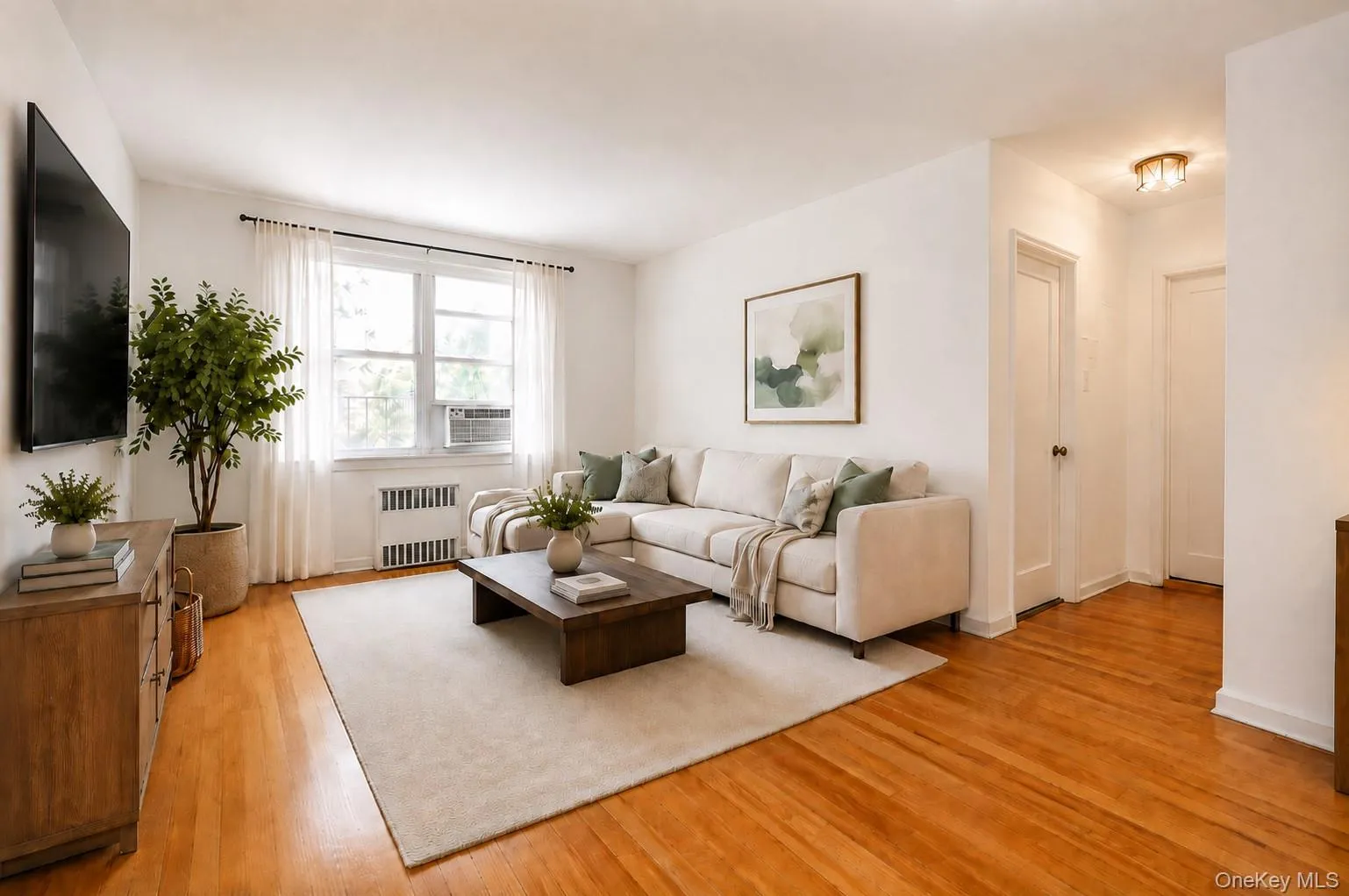 39-25 51st Street, New York, NY, 1 Bedroom Bedrooms, 4 Rooms Rooms,1 BathroomBathrooms,Residential,For Rent,51st,0,1045617 39-25 51st Street, New York, NY, 1 Bedroom Bedrooms, 4 Rooms Rooms,1 BathroomBathrooms,Residential,For Rent,51st,0,1045617