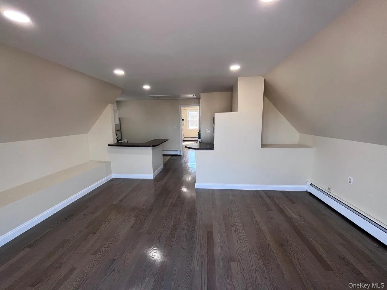 252 Lindell Boulevard, Long Beach, NY, 1 Bedroom Bedrooms, 3 Rooms Rooms,1 BathroomBathrooms,Residential Lease,For Rent,Lindell,0,1045622 252 Lindell Boulevard, Long Beach, NY, 1 Bedroom Bedrooms, 3 Rooms Rooms,1 BathroomBathrooms,Residential Lease,For Rent,Lindell,0,1045622