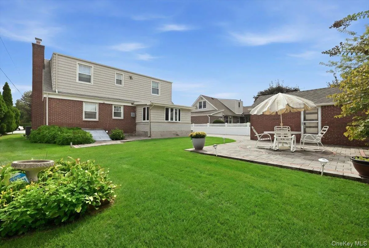 303 Caroline Avenue, Hempstead, NY, 4 Bedrooms Bedrooms, 7 Rooms Rooms,2 BathroomsBathrooms,Residential,For Rent,Caroline,0,1045629 303 Caroline Avenue, Hempstead, NY, 4 Bedrooms Bedrooms, 7 Rooms Rooms,2 BathroomsBathrooms,Residential,For Rent,Caroline,0,1045629