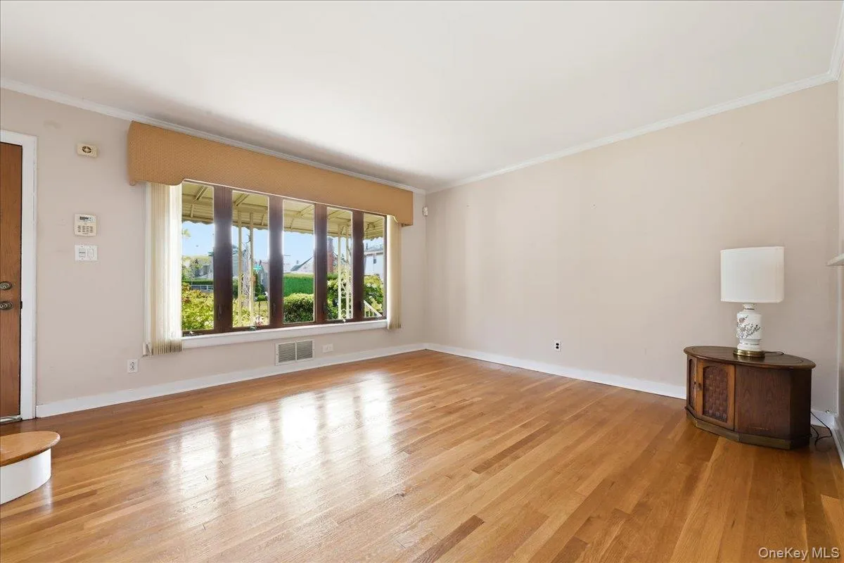 303 Caroline Avenue, Hempstead, NY, 4 Bedrooms Bedrooms, 7 Rooms Rooms,2 BathroomsBathrooms,Residential,For Rent,Caroline,0,1045629 303 Caroline Avenue, Hempstead, NY, 4 Bedrooms Bedrooms, 7 Rooms Rooms,2 BathroomsBathrooms,Residential,For Rent,Caroline,0,1045629