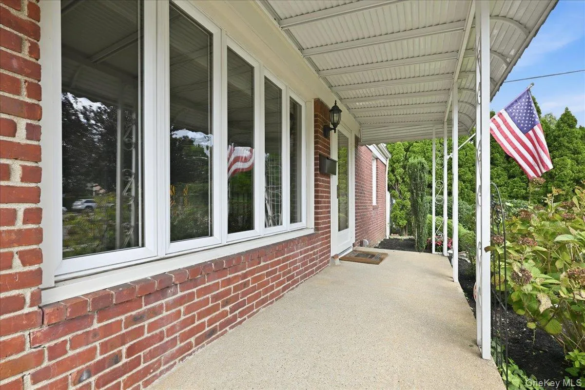 303 Caroline Avenue, Hempstead, NY, 4 Bedrooms Bedrooms, 7 Rooms Rooms,2 BathroomsBathrooms,Residential,For Rent,Caroline,0,1045629 303 Caroline Avenue, Hempstead, NY, 4 Bedrooms Bedrooms, 7 Rooms Rooms,2 BathroomsBathrooms,Residential,For Rent,Caroline,0,1045629