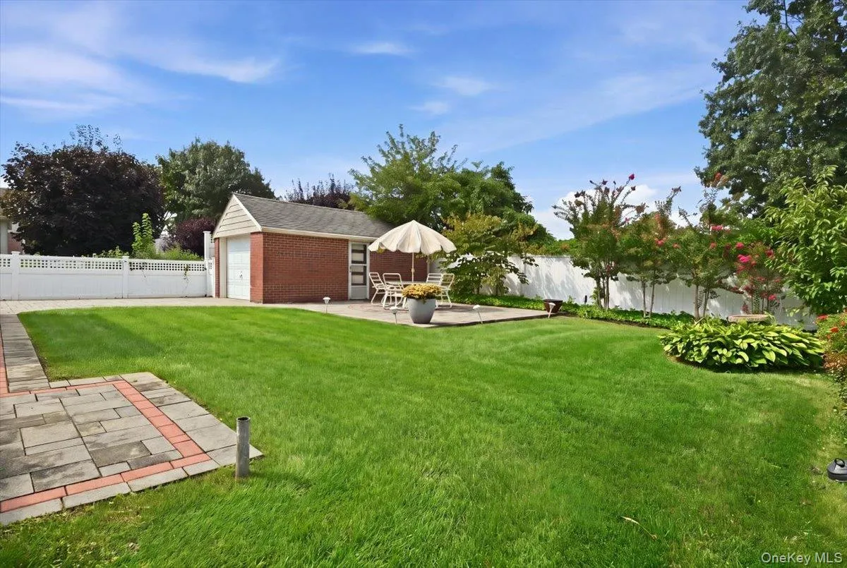 303 Caroline Avenue, Hempstead, NY, 4 Bedrooms Bedrooms, 7 Rooms Rooms,2 BathroomsBathrooms,Residential,For Rent,Caroline,0,1045629 303 Caroline Avenue, Hempstead, NY, 4 Bedrooms Bedrooms, 7 Rooms Rooms,2 BathroomsBathrooms,Residential,For Rent,Caroline,0,1045629