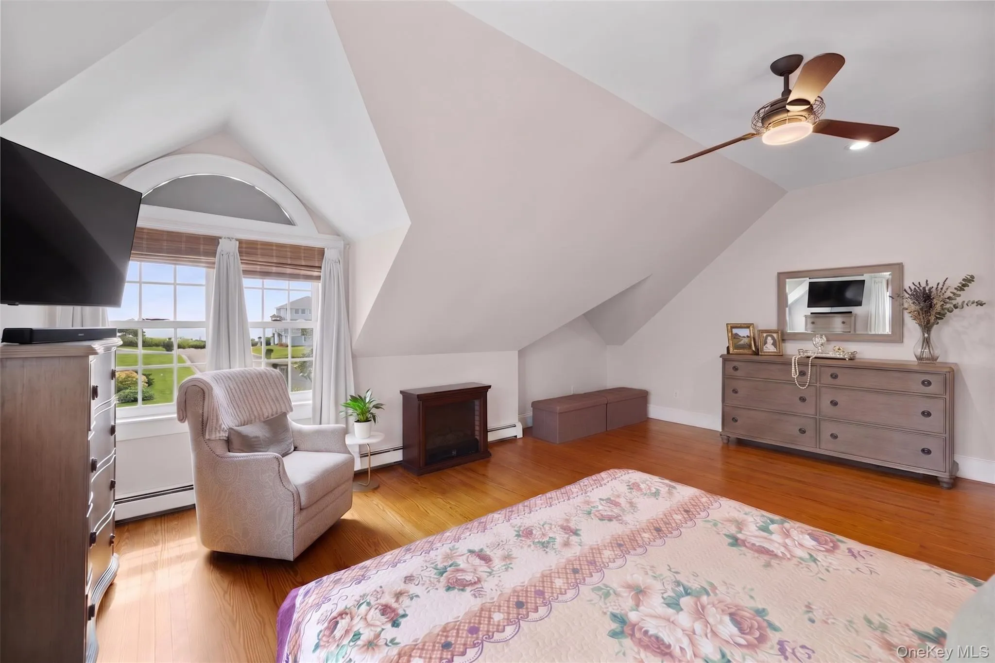 1 Dewey Avenue, Babylon, NY, 3 Bedrooms Bedrooms, 9 Rooms Rooms,2 BathroomsBathrooms,Residential,For Rent,Dewey,0,1045637 1 Dewey Avenue, Babylon, NY, 3 Bedrooms Bedrooms, 9 Rooms Rooms,2 BathroomsBathrooms,Residential,For Rent,Dewey,0,1045637