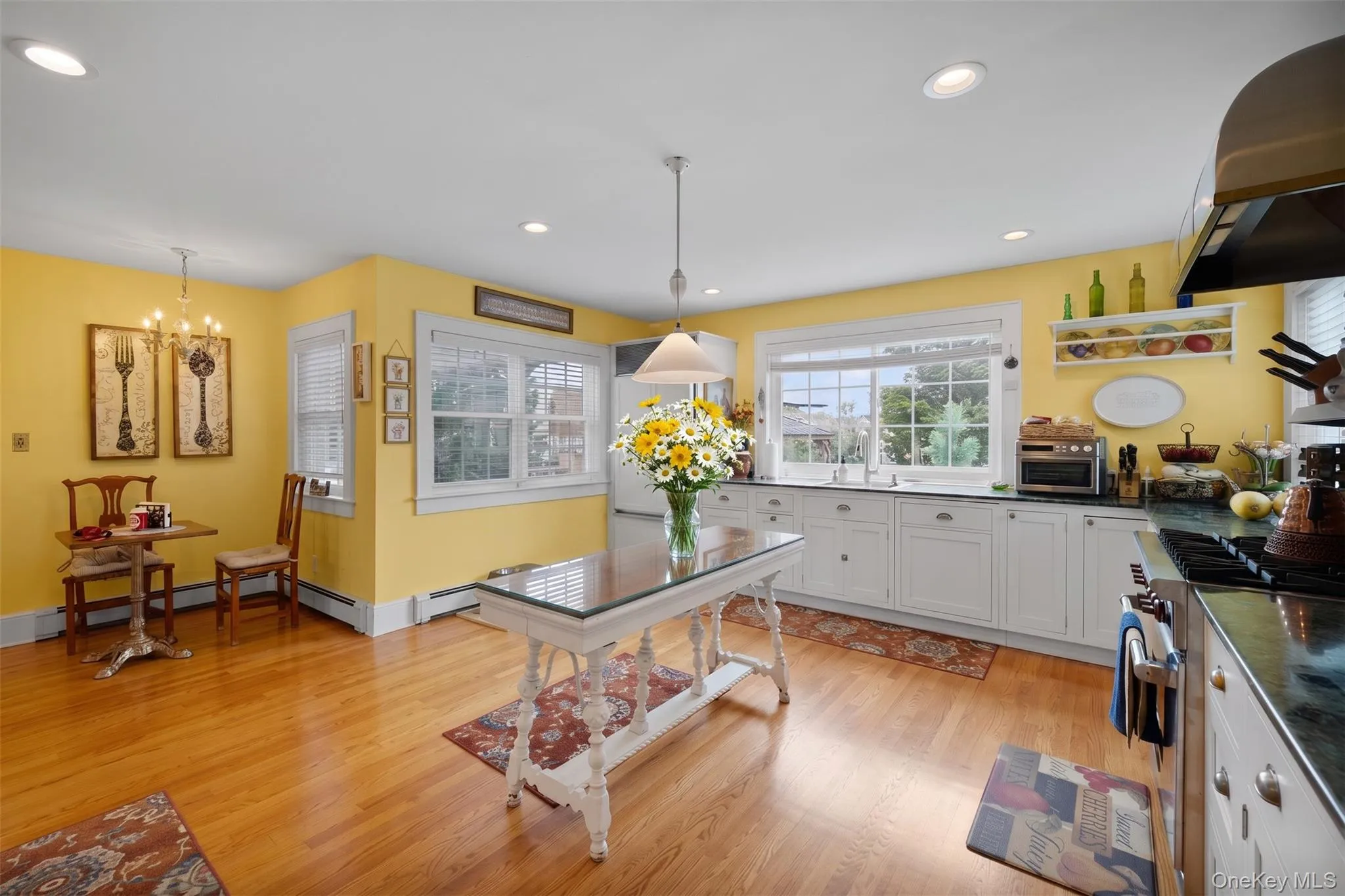 1 Dewey Avenue, Babylon, NY, 3 Bedrooms Bedrooms, 9 Rooms Rooms,2 BathroomsBathrooms,Residential,For Rent,Dewey,0,1045637 1 Dewey Avenue, Babylon, NY, 3 Bedrooms Bedrooms, 9 Rooms Rooms,2 BathroomsBathrooms,Residential,For Rent,Dewey,0,1045637
