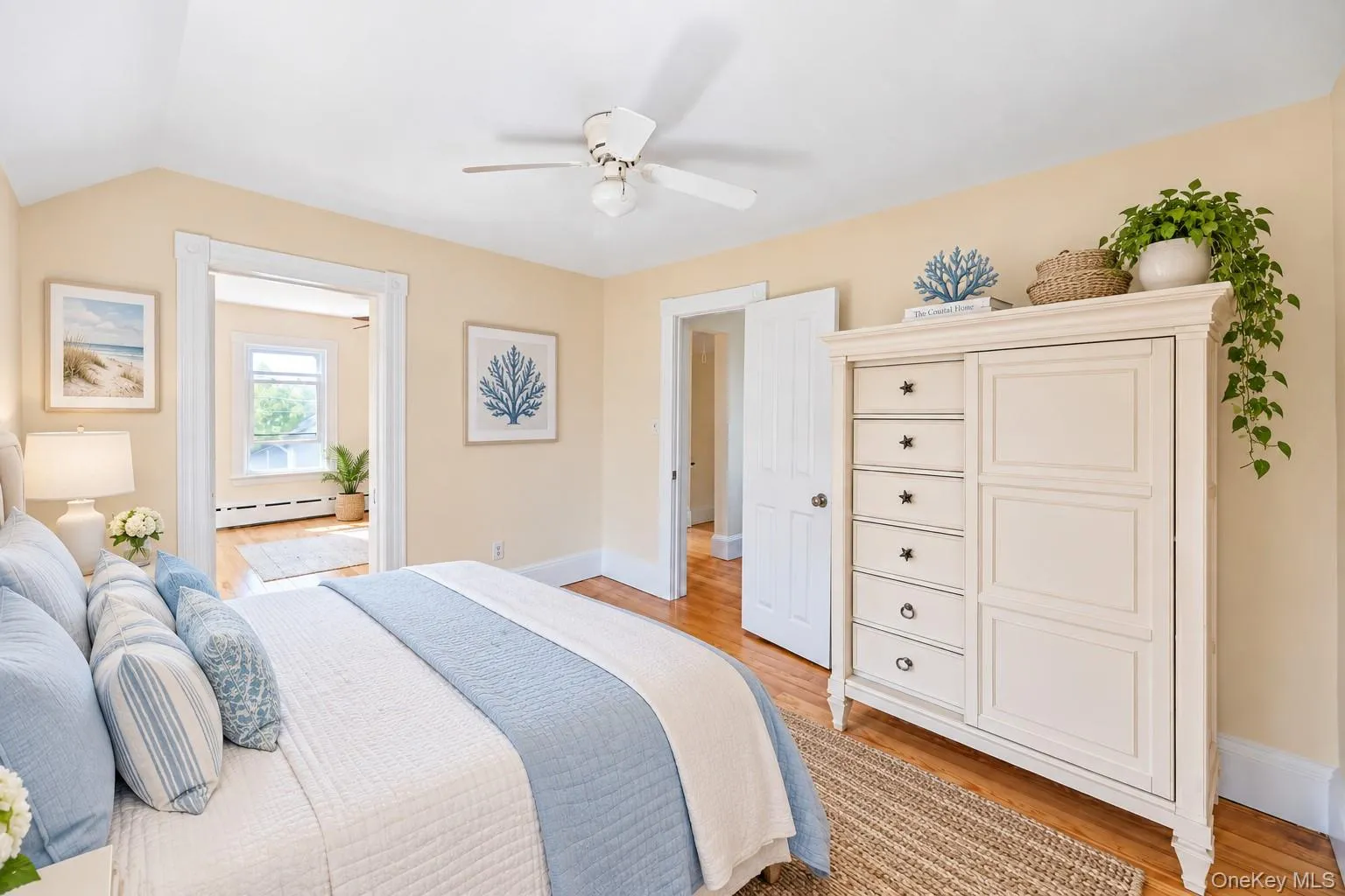 16 Grove Street, Babylon, NY, 3 Bedrooms Bedrooms, 5 Rooms Rooms,2 BathroomsBathrooms,Residential,For Rent,Grove,0,1045639 16 Grove Street, Babylon, NY, 3 Bedrooms Bedrooms, 5 Rooms Rooms,2 BathroomsBathrooms,Residential,For Rent,Grove,0,1045639