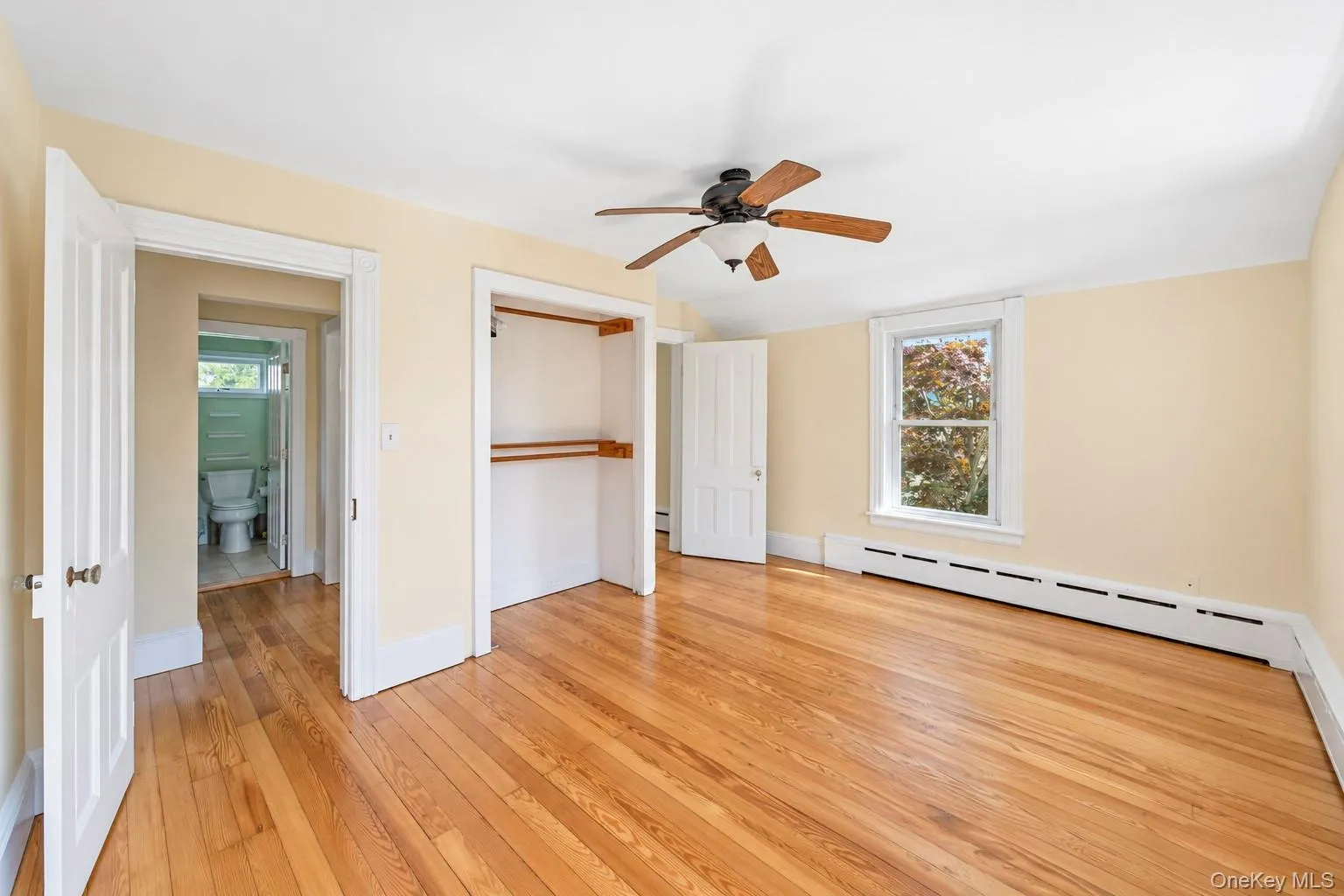 16 Grove Street, Babylon, NY, 3 Bedrooms Bedrooms, 5 Rooms Rooms,2 BathroomsBathrooms,Residential,For Rent,Grove,0,1045639 16 Grove Street, Babylon, NY, 3 Bedrooms Bedrooms, 5 Rooms Rooms,2 BathroomsBathrooms,Residential,For Rent,Grove,0,1045639