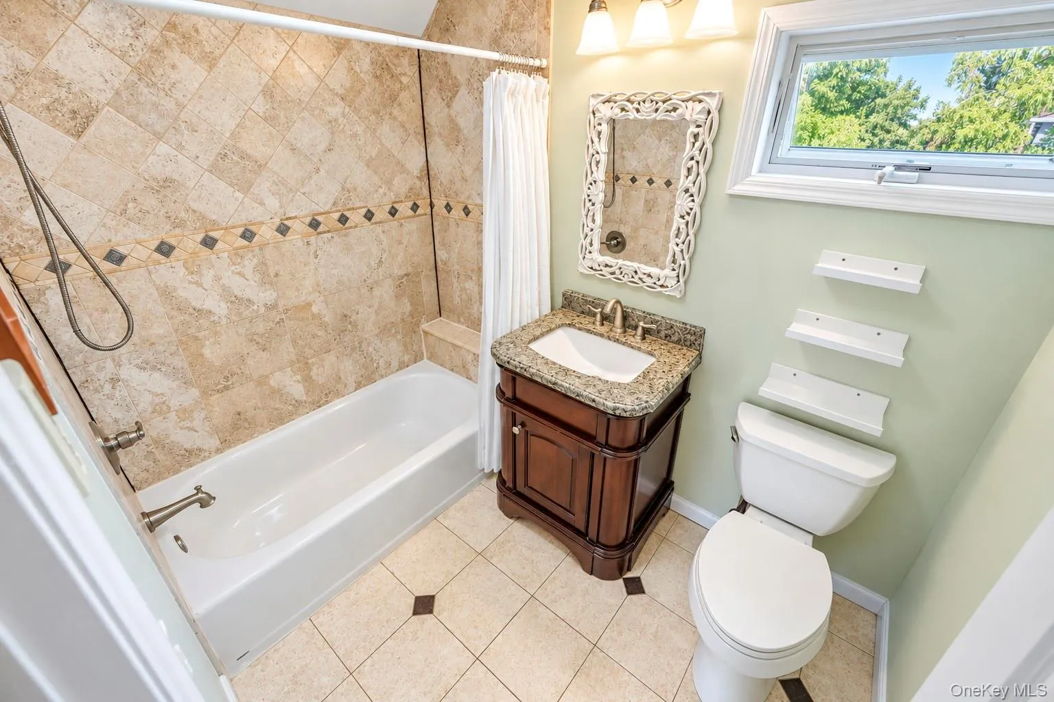 16 Grove Street, Babylon, NY, 3 Bedrooms Bedrooms, 5 Rooms Rooms,2 BathroomsBathrooms,Residential,For Rent,Grove,0,1045639 16 Grove Street, Babylon, NY, 3 Bedrooms Bedrooms, 5 Rooms Rooms,2 BathroomsBathrooms,Residential,For Rent,Grove,0,1045639
