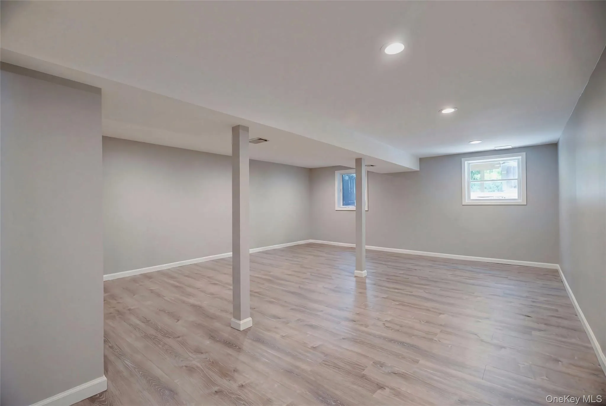 13 Pine Street, Huntington, NY, 2 Bedrooms Bedrooms, 5 Rooms Rooms,2 BathroomsBathrooms,Residential,For Rent,Pine,0,1045641 13 Pine Street, Huntington, NY, 2 Bedrooms Bedrooms, 5 Rooms Rooms,2 BathroomsBathrooms,Residential,For Rent,Pine,0,1045641