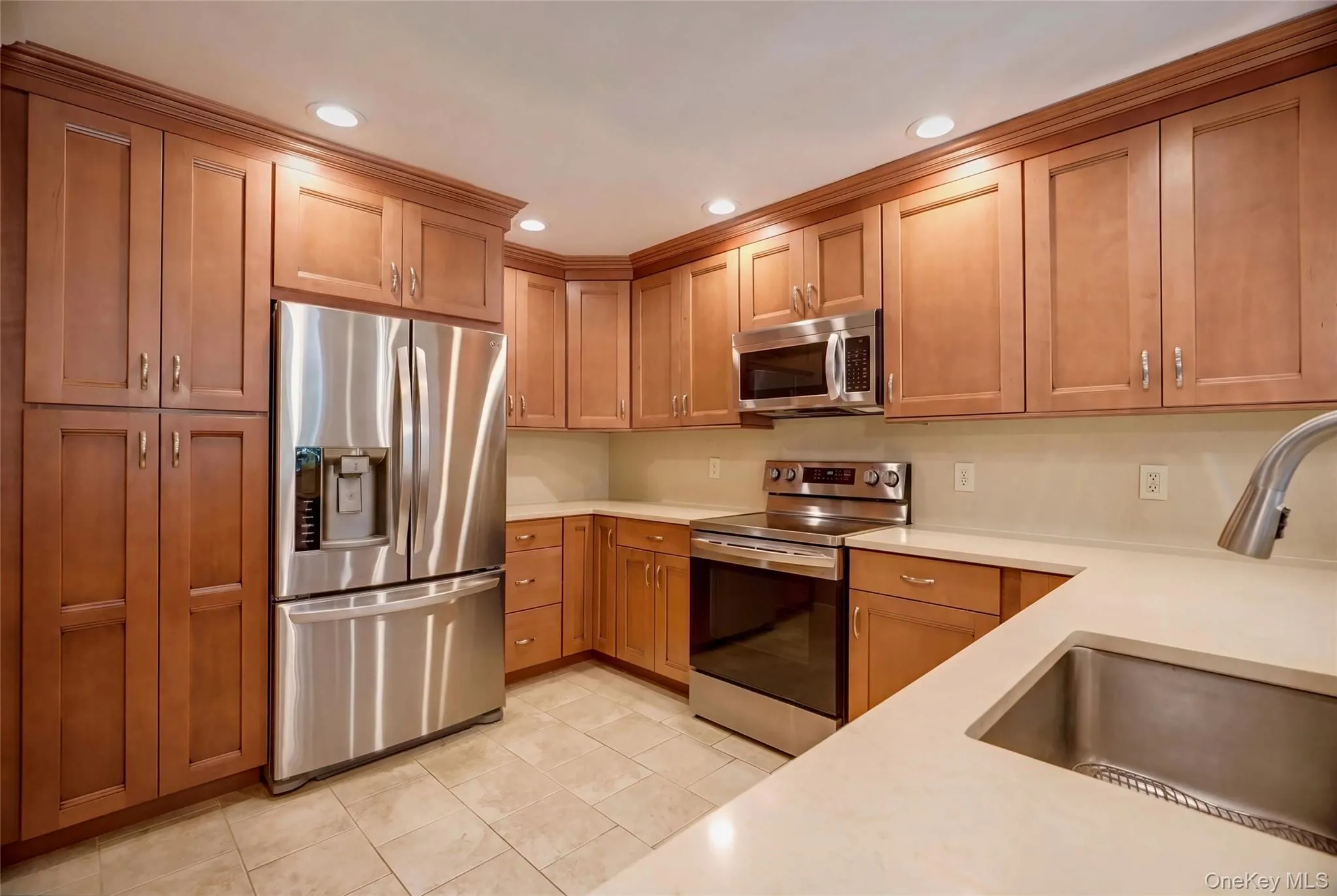 13 Pine Street, Huntington, NY, 2 Bedrooms Bedrooms, 5 Rooms Rooms,2 BathroomsBathrooms,Residential,For Rent,Pine,0,1045641 13 Pine Street, Huntington, NY, 2 Bedrooms Bedrooms, 5 Rooms Rooms,2 BathroomsBathrooms,Residential,For Rent,Pine,0,1045641