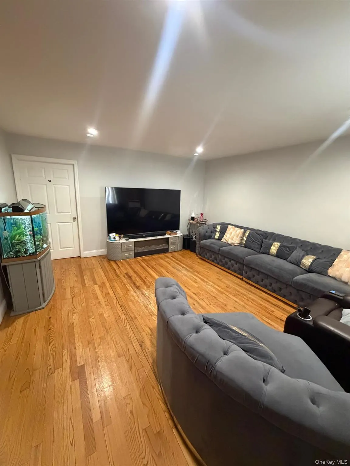 2354 97th Street, New York, NY, 5 Bedrooms Bedrooms, 10 Rooms Rooms,2 BathroomsBathrooms,Residential,For Rent,97th,0,1045642 2354 97th Street, New York, NY, 5 Bedrooms Bedrooms, 10 Rooms Rooms,2 BathroomsBathrooms,Residential,For Rent,97th,0,1045642