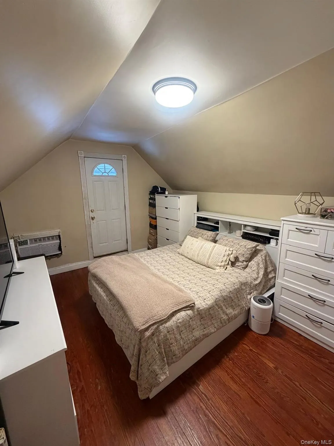 2354 97th Street, New York, NY, 5 Bedrooms Bedrooms, 10 Rooms Rooms,2 BathroomsBathrooms,Residential,For Rent,97th,0,1045642 2354 97th Street, New York, NY, 5 Bedrooms Bedrooms, 10 Rooms Rooms,2 BathroomsBathrooms,Residential,For Rent,97th,0,1045642