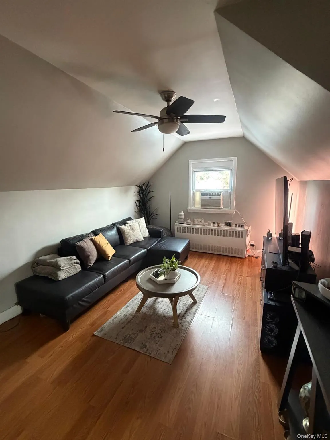 2354 97th Street, New York, NY, 5 Bedrooms Bedrooms, 10 Rooms Rooms,2 BathroomsBathrooms,Residential,For Rent,97th,0,1045642 2354 97th Street, New York, NY, 5 Bedrooms Bedrooms, 10 Rooms Rooms,2 BathroomsBathrooms,Residential,For Rent,97th,0,1045642