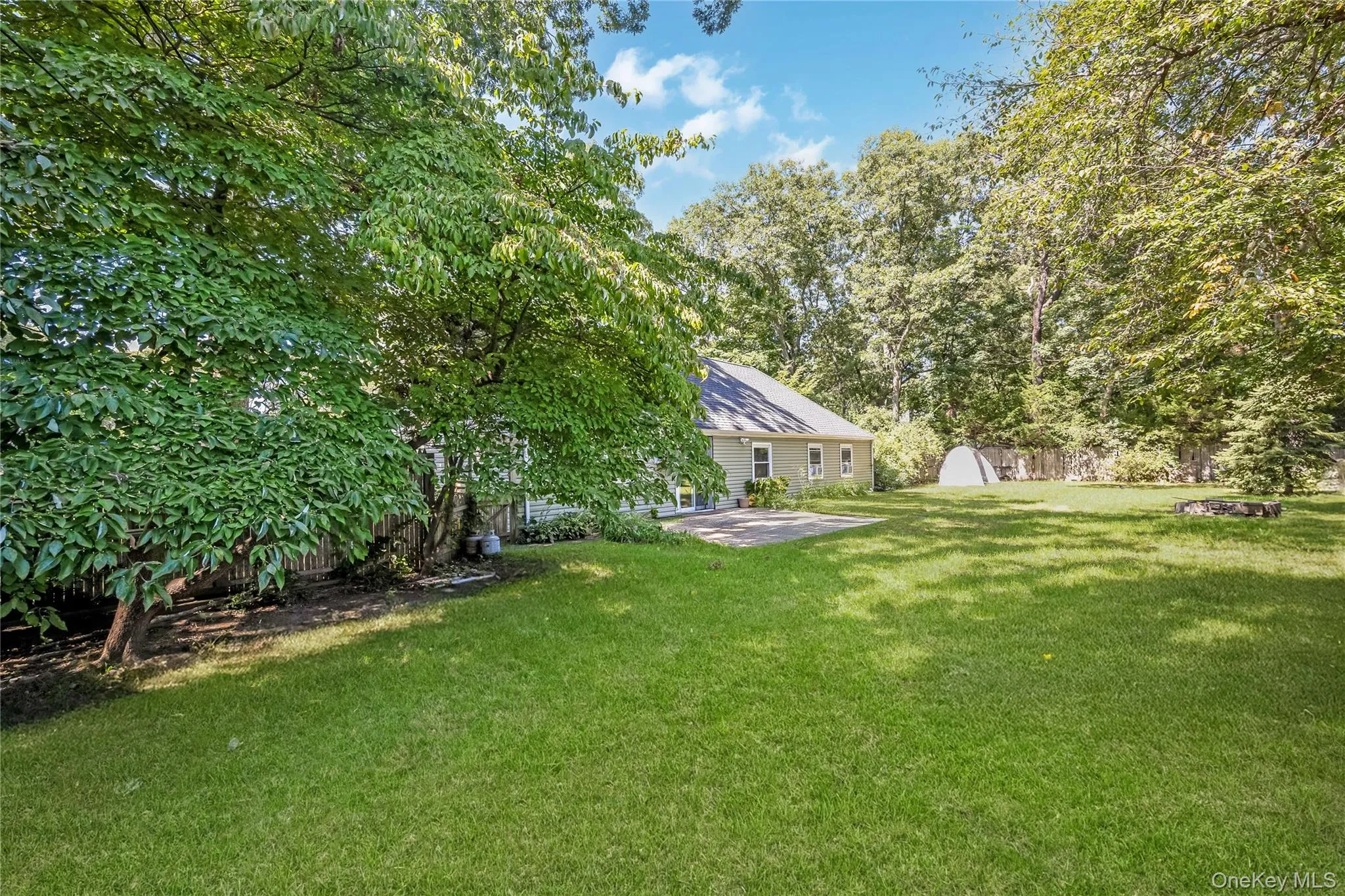 23 Lakeside Drive, Islip, NY, 4 Bedrooms Bedrooms, 9 Rooms Rooms,2 BathroomsBathrooms,Residential,For Rent,Lakeside,0,1045643 23 Lakeside Drive, Islip, NY, 4 Bedrooms Bedrooms, 9 Rooms Rooms,2 BathroomsBathrooms,Residential,For Rent,Lakeside,0,1045643