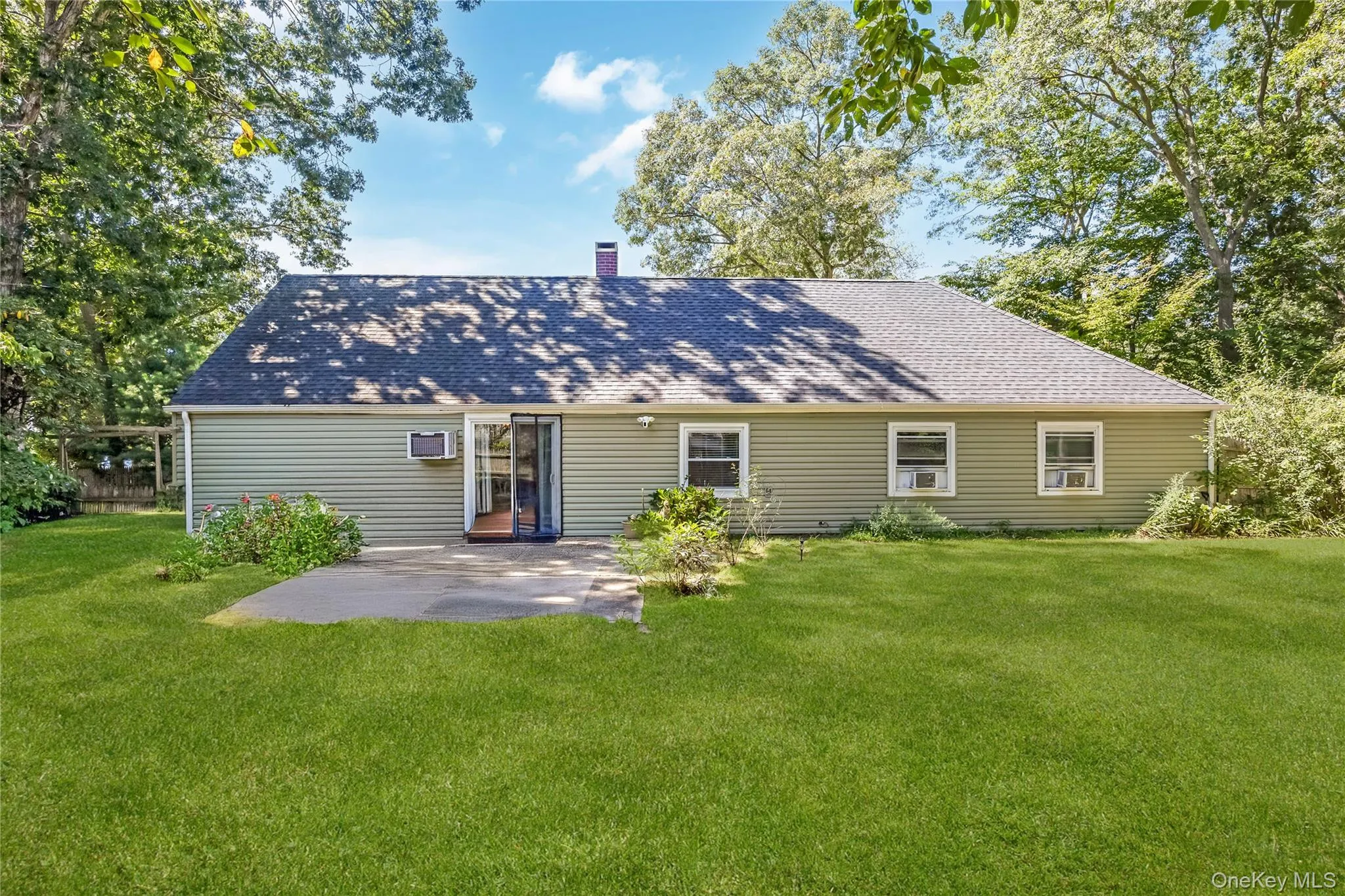 23 Lakeside Drive, Islip, NY, 4 Bedrooms Bedrooms, 9 Rooms Rooms,2 BathroomsBathrooms,Residential,For Rent,Lakeside,0,1045643 23 Lakeside Drive, Islip, NY, 4 Bedrooms Bedrooms, 9 Rooms Rooms,2 BathroomsBathrooms,Residential,For Rent,Lakeside,0,1045643