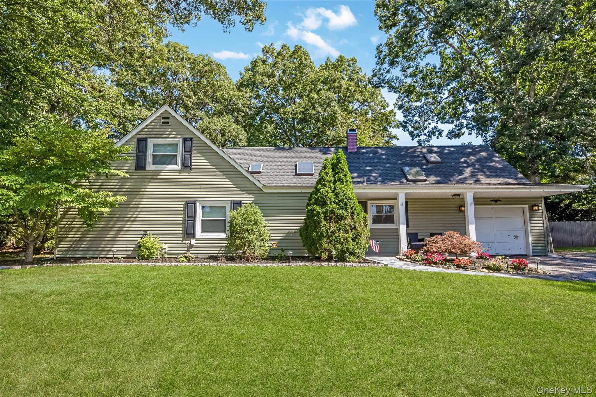 23 Lakeside Drive, Islip, NY, 4 Bedrooms Bedrooms, 9 Rooms Rooms,2 BathroomsBathrooms,Residential,For Rent,Lakeside,0,1045643 23 Lakeside Drive, Islip, NY, 4 Bedrooms Bedrooms, 9 Rooms Rooms,2 BathroomsBathrooms,Residential,For Rent,Lakeside,0,1045643