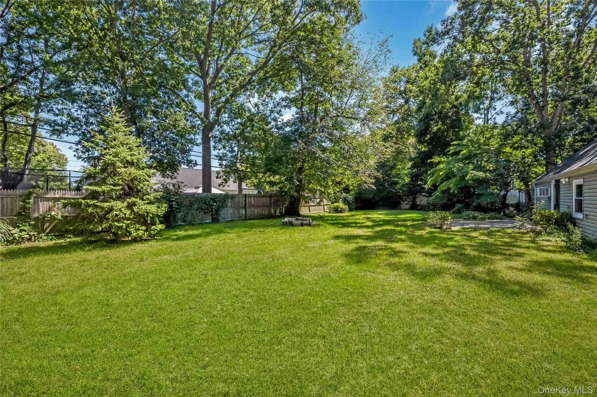 23 Lakeside Drive, Islip, NY, 4 Bedrooms Bedrooms, 9 Rooms Rooms,2 BathroomsBathrooms,Residential,For Rent,Lakeside,0,1045643 23 Lakeside Drive, Islip, NY, 4 Bedrooms Bedrooms, 9 Rooms Rooms,2 BathroomsBathrooms,Residential,For Rent,Lakeside,0,1045643