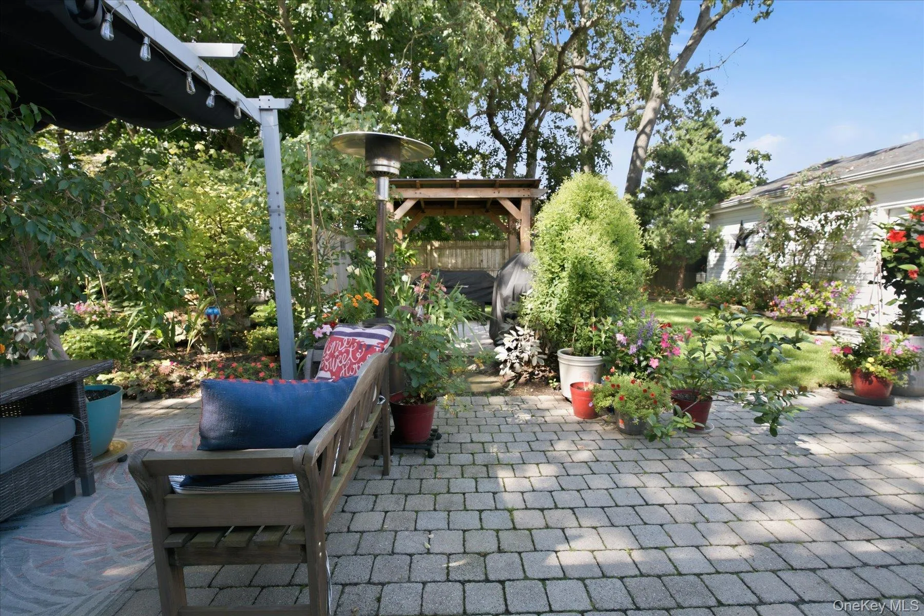 4 Fairlane Drive, Brookhaven, NY, 3 Bedrooms Bedrooms, 7 Rooms Rooms,2 BathroomsBathrooms,Residential,For Rent,Fairlane,0,1045661 4 Fairlane Drive, Brookhaven, NY, 3 Bedrooms Bedrooms, 7 Rooms Rooms,2 BathroomsBathrooms,Residential,For Rent,Fairlane,0,1045661