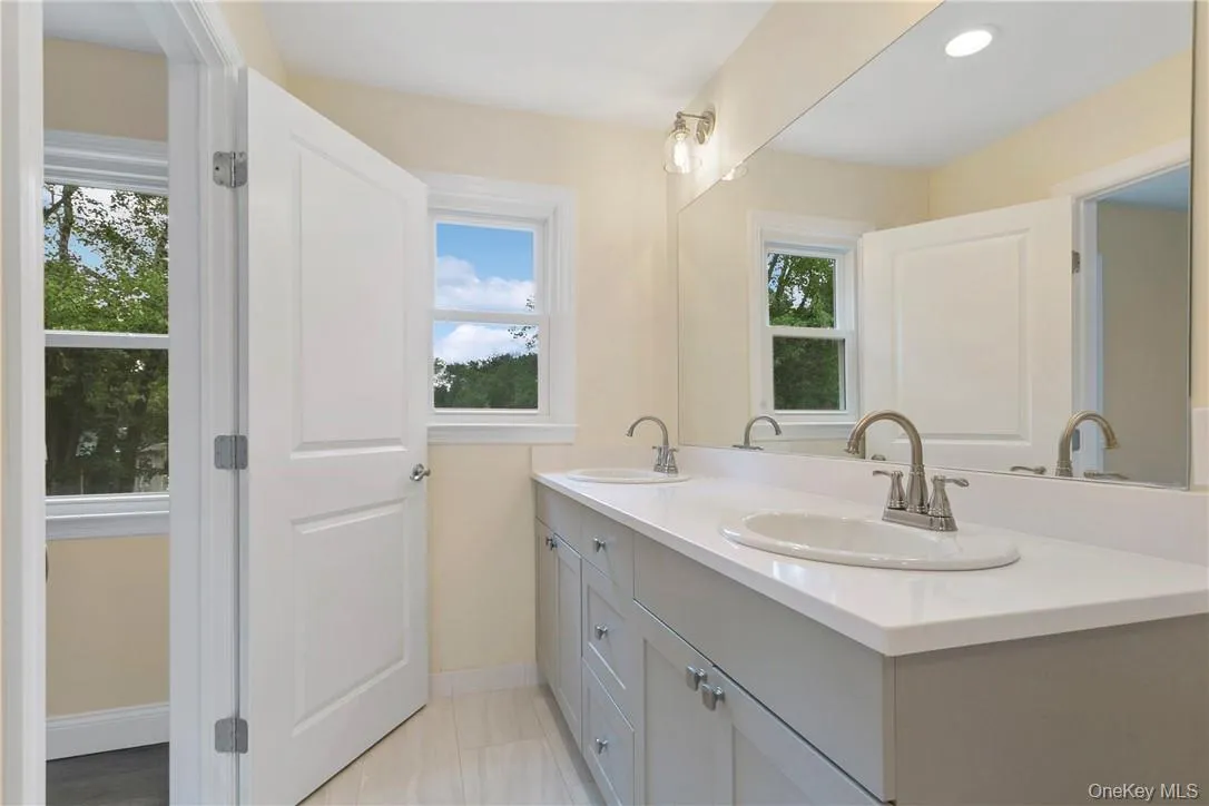 5 Scott Drive, Somers, NY, 3 Bedrooms Bedrooms, 6 Rooms Rooms,2 BathroomsBathrooms,Residential Lease,For Rent,Scott,0,1045662 5 Scott Drive, Somers, NY, 3 Bedrooms Bedrooms, 6 Rooms Rooms,2 BathroomsBathrooms,Residential Lease,For Rent,Scott,0,1045662
