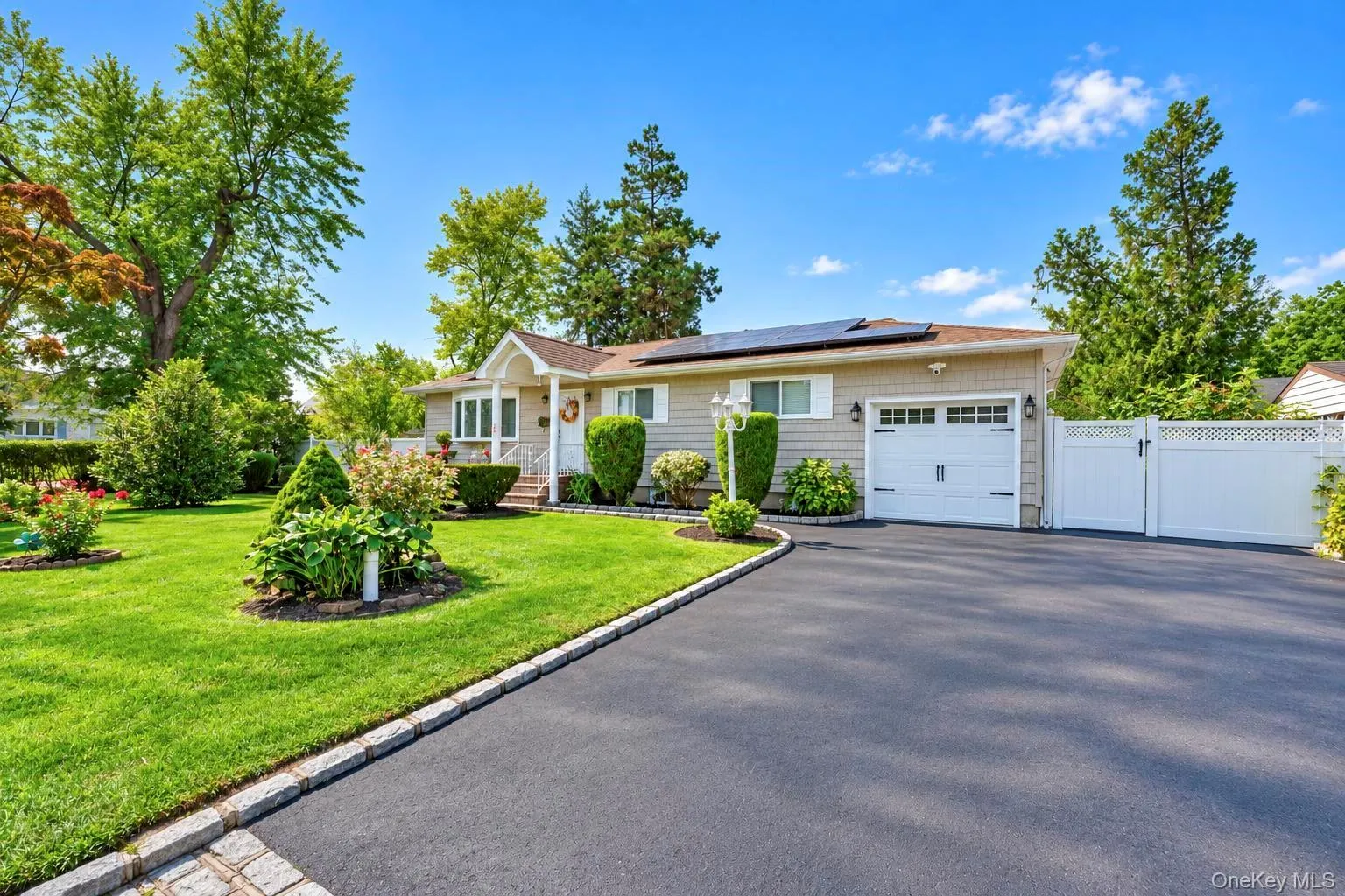 272 12th Street, Babylon, NY, 3 Bedrooms Bedrooms, 7 Rooms Rooms,2 BathroomsBathrooms,Residential,For Rent,12th,0,1045663 272 12th Street, Babylon, NY, 3 Bedrooms Bedrooms, 7 Rooms Rooms,2 BathroomsBathrooms,Residential,For Rent,12th,0,1045663