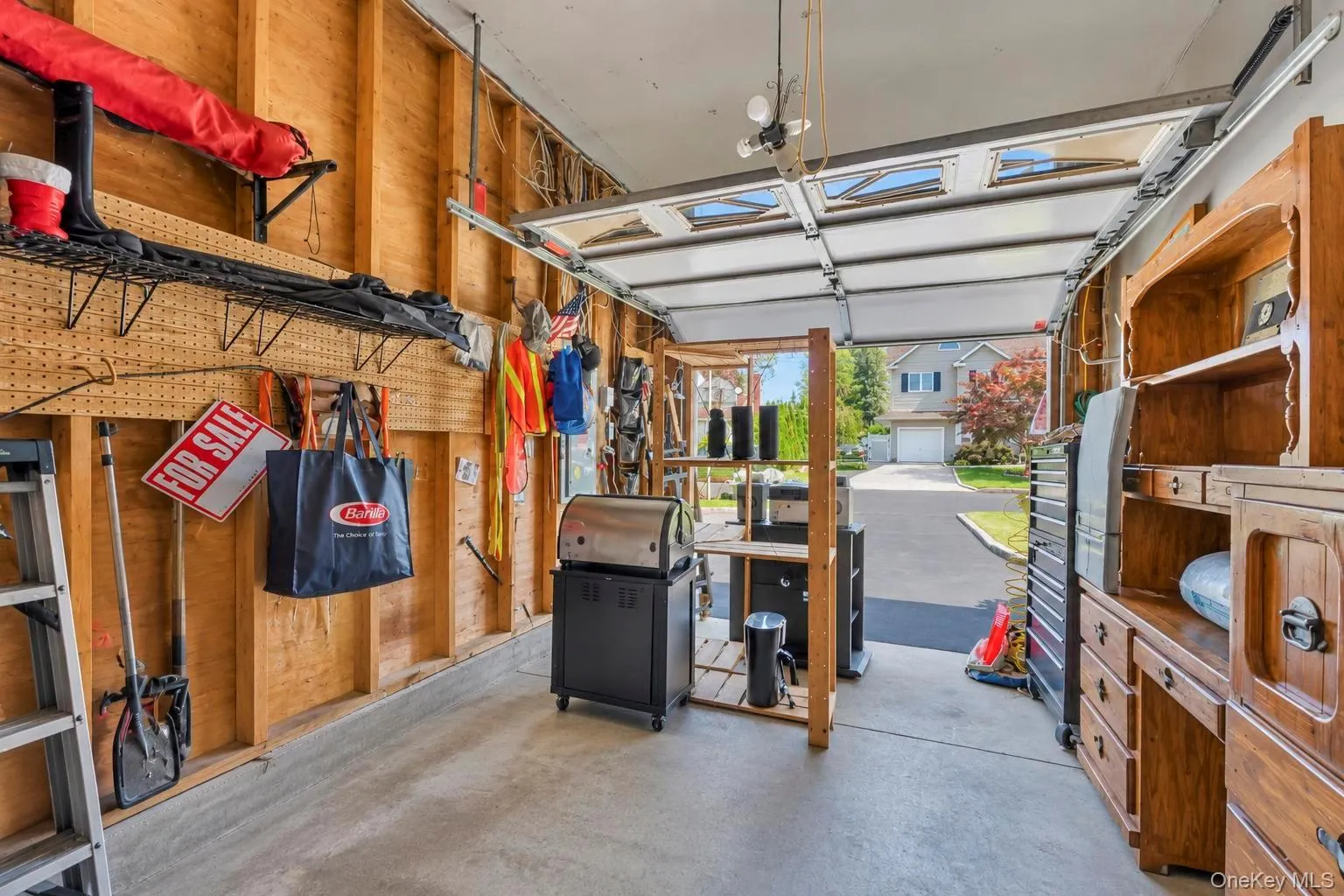 272 12th Street, Babylon, NY, 3 Bedrooms Bedrooms, 7 Rooms Rooms,2 BathroomsBathrooms,Residential,For Rent,12th,0,1045663 272 12th Street, Babylon, NY, 3 Bedrooms Bedrooms, 7 Rooms Rooms,2 BathroomsBathrooms,Residential,For Rent,12th,0,1045663