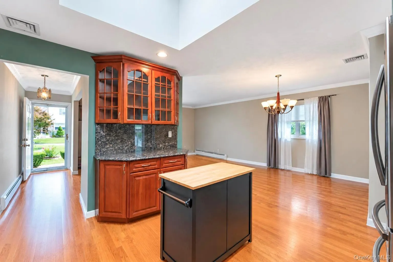 272 12th Street, Babylon, NY, 3 Bedrooms Bedrooms, 7 Rooms Rooms,2 BathroomsBathrooms,Residential,For Rent,12th,0,1045663 272 12th Street, Babylon, NY, 3 Bedrooms Bedrooms, 7 Rooms Rooms,2 BathroomsBathrooms,Residential,For Rent,12th,0,1045663