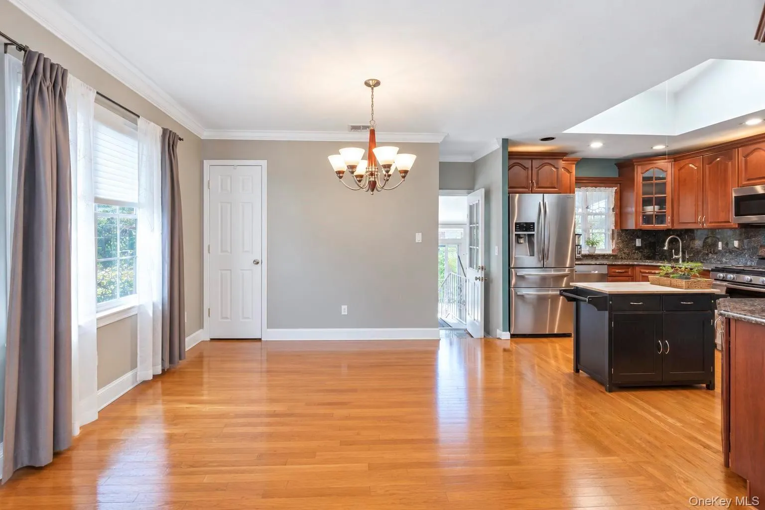 272 12th Street, Babylon, NY, 3 Bedrooms Bedrooms, 7 Rooms Rooms,2 BathroomsBathrooms,Residential,For Rent,12th,0,1045663 272 12th Street, Babylon, NY, 3 Bedrooms Bedrooms, 7 Rooms Rooms,2 BathroomsBathrooms,Residential,For Rent,12th,0,1045663