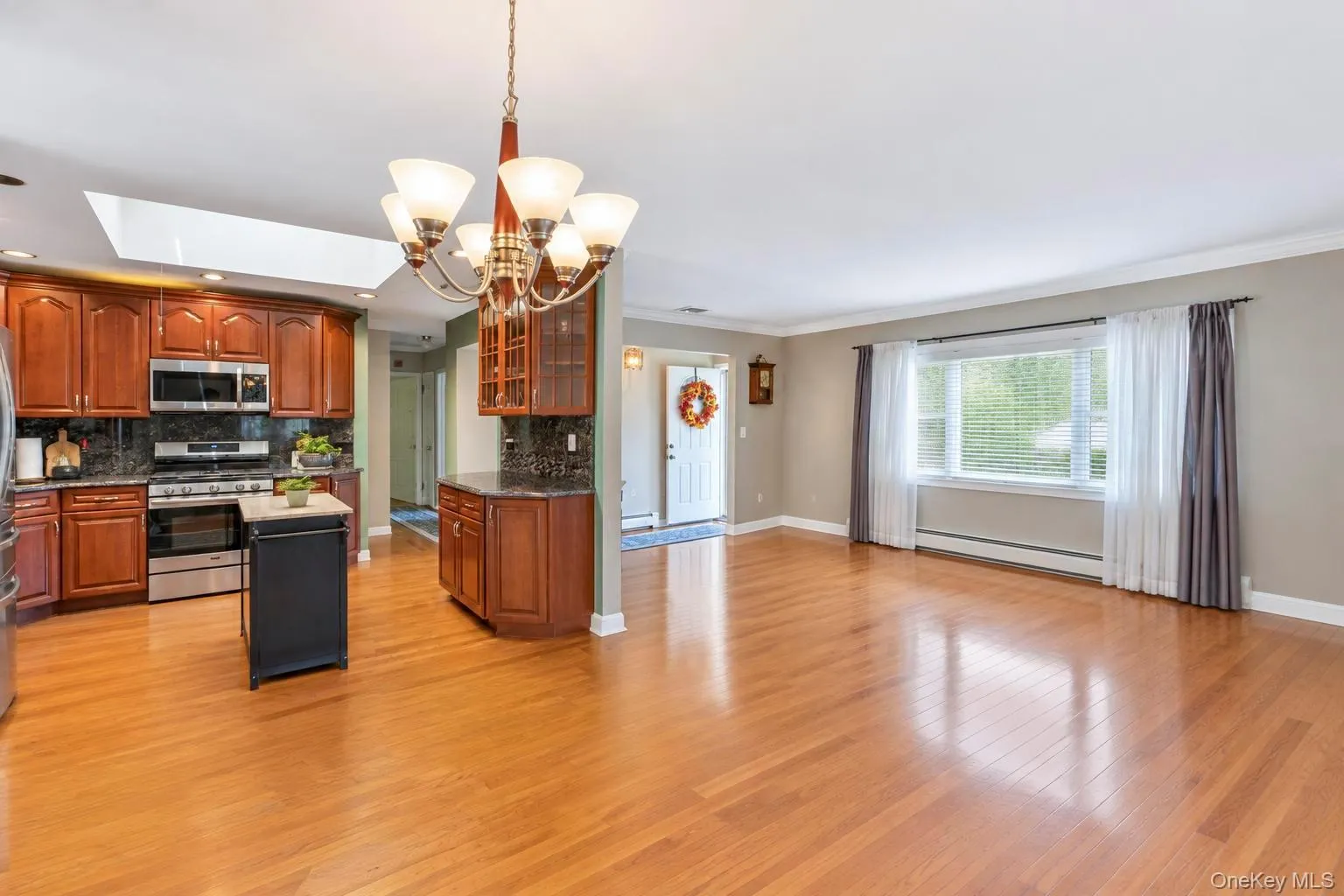 272 12th Street, Babylon, NY, 3 Bedrooms Bedrooms, 7 Rooms Rooms,2 BathroomsBathrooms,Residential,For Rent,12th,0,1045663 272 12th Street, Babylon, NY, 3 Bedrooms Bedrooms, 7 Rooms Rooms,2 BathroomsBathrooms,Residential,For Rent,12th,0,1045663