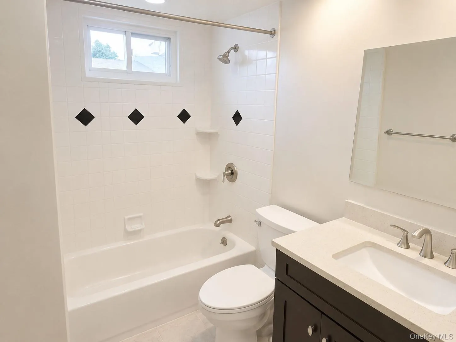 106 Days Avenue, Brookhaven, NY, 3 Bedrooms Bedrooms, 5 Rooms Rooms,2 BathroomsBathrooms,Residential Lease,For Rent,Days,0,1045670 106 Days Avenue, Brookhaven, NY, 3 Bedrooms Bedrooms, 5 Rooms Rooms,2 BathroomsBathrooms,Residential Lease,For Rent,Days,0,1045670
