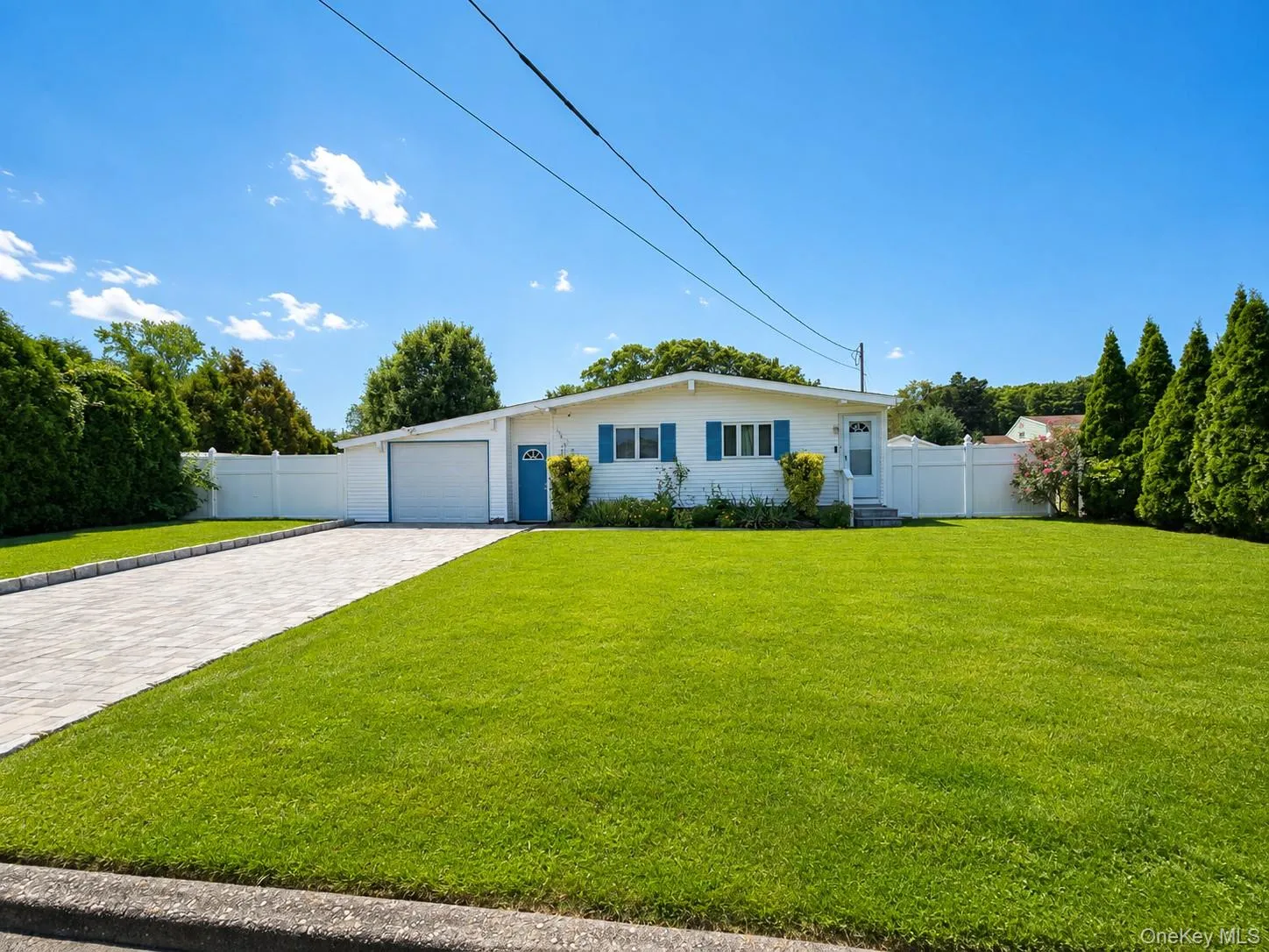 106 Days Avenue, Brookhaven, NY, 3 Bedrooms Bedrooms, 5 Rooms Rooms,2 BathroomsBathrooms,Residential Lease,For Rent,Days,0,1045670 106 Days Avenue, Brookhaven, NY, 3 Bedrooms Bedrooms, 5 Rooms Rooms,2 BathroomsBathrooms,Residential Lease,For Rent,Days,0,1045670