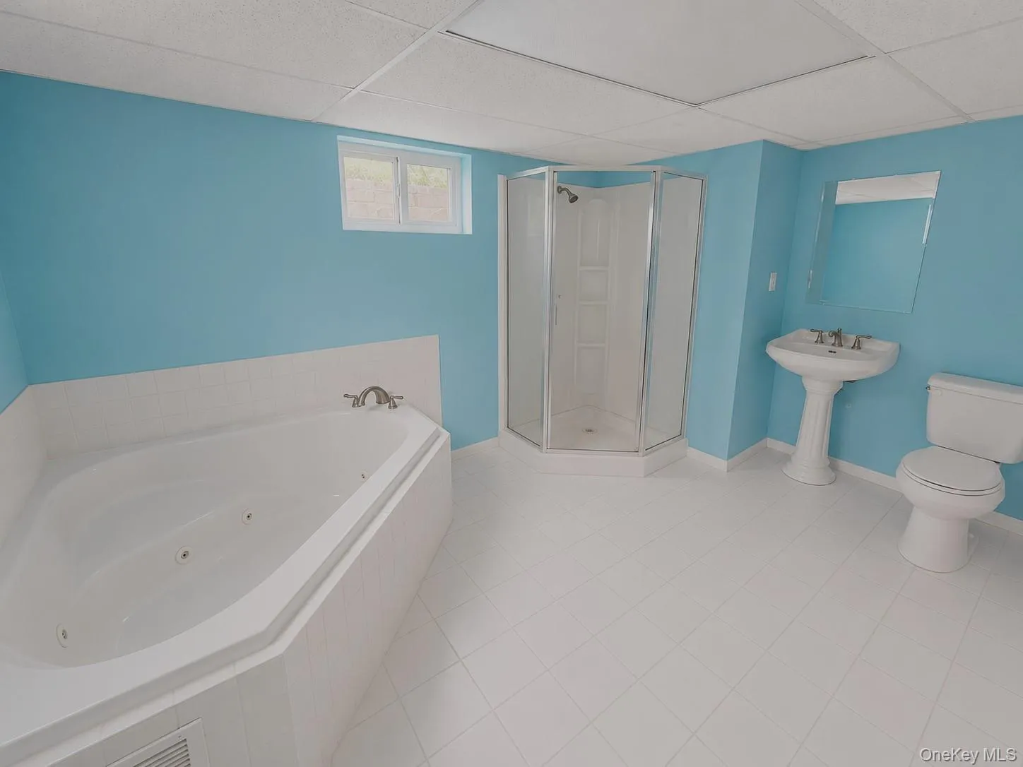 106 Days Avenue, Brookhaven, NY, 3 Bedrooms Bedrooms, 5 Rooms Rooms,2 BathroomsBathrooms,Residential Lease,For Rent,Days,0,1045670 106 Days Avenue, Brookhaven, NY, 3 Bedrooms Bedrooms, 5 Rooms Rooms,2 BathroomsBathrooms,Residential Lease,For Rent,Days,0,1045670