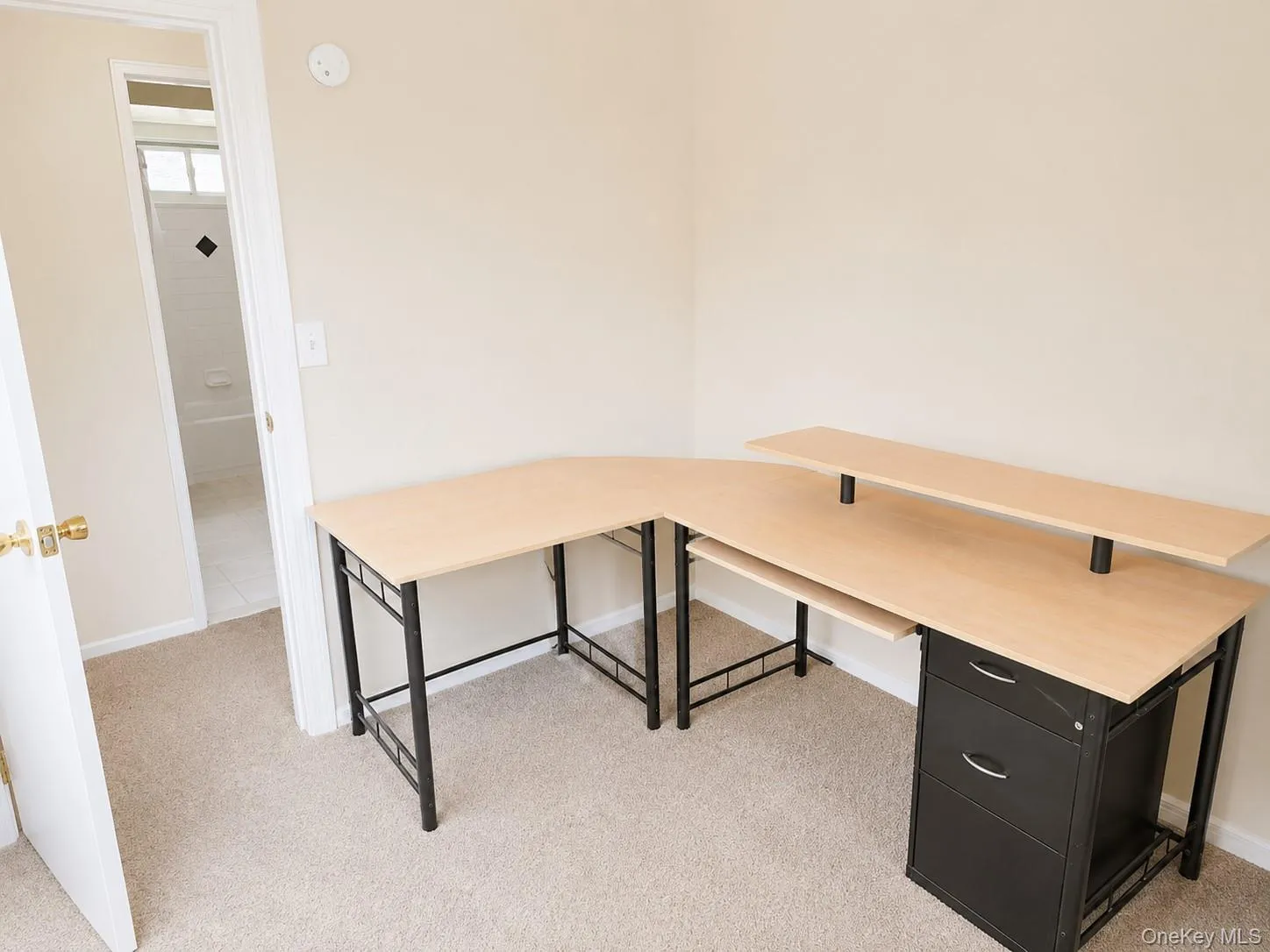 106 Days Avenue, Brookhaven, NY, 3 Bedrooms Bedrooms, 5 Rooms Rooms,2 BathroomsBathrooms,Residential Lease,For Rent,Days,0,1045670 106 Days Avenue, Brookhaven, NY, 3 Bedrooms Bedrooms, 5 Rooms Rooms,2 BathroomsBathrooms,Residential Lease,For Rent,Days,0,1045670