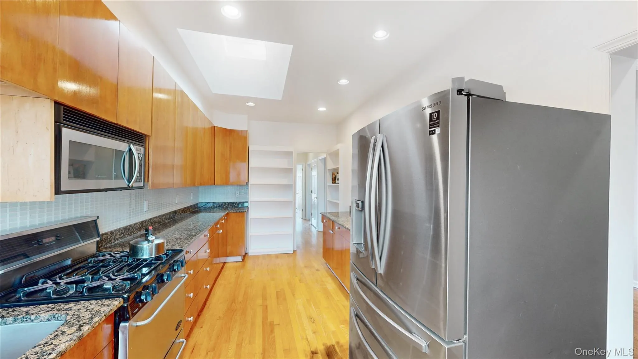 8309 25th Avenue, New York, NY, 2 Bedrooms Bedrooms, 4 Rooms Rooms,1 BathroomBathrooms,Residential Lease,For Rent,25th,0,1045672 8309 25th Avenue, New York, NY, 2 Bedrooms Bedrooms, 4 Rooms Rooms,1 BathroomBathrooms,Residential Lease,For Rent,25th,0,1045672