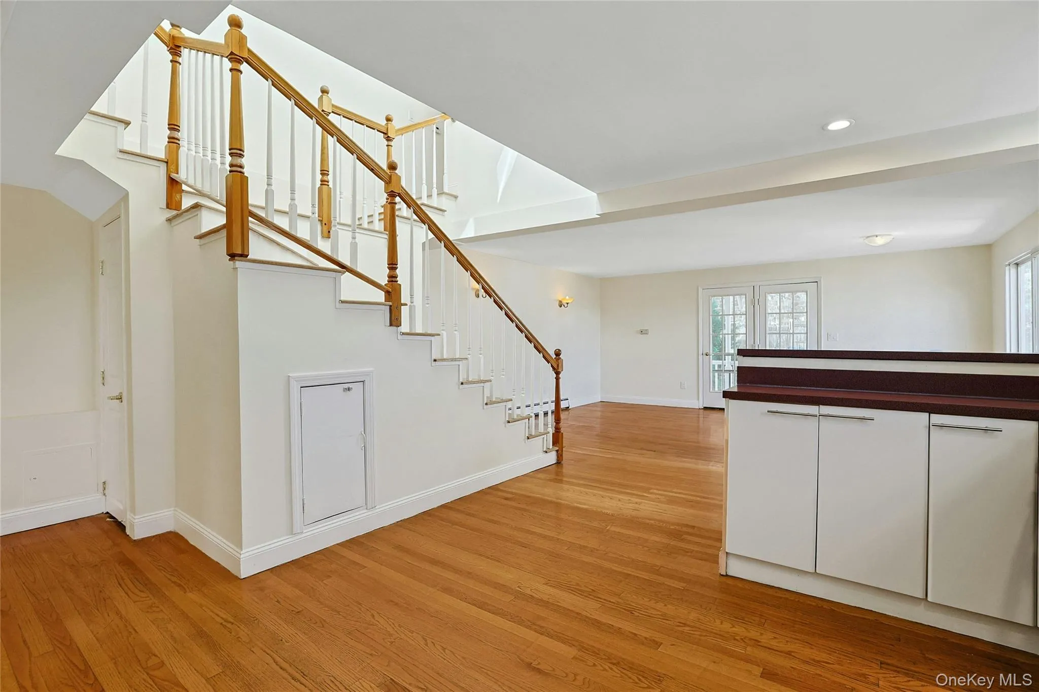 188 Main Street, Orangetown, NY, 3 Bedrooms Bedrooms, 7 Rooms Rooms,3 BathroomsBathrooms,Residential Lease,For Rent,Main,0,1045677 188 Main Street, Orangetown, NY, 3 Bedrooms Bedrooms, 7 Rooms Rooms,3 BathroomsBathrooms,Residential Lease,For Rent,Main,0,1045677
